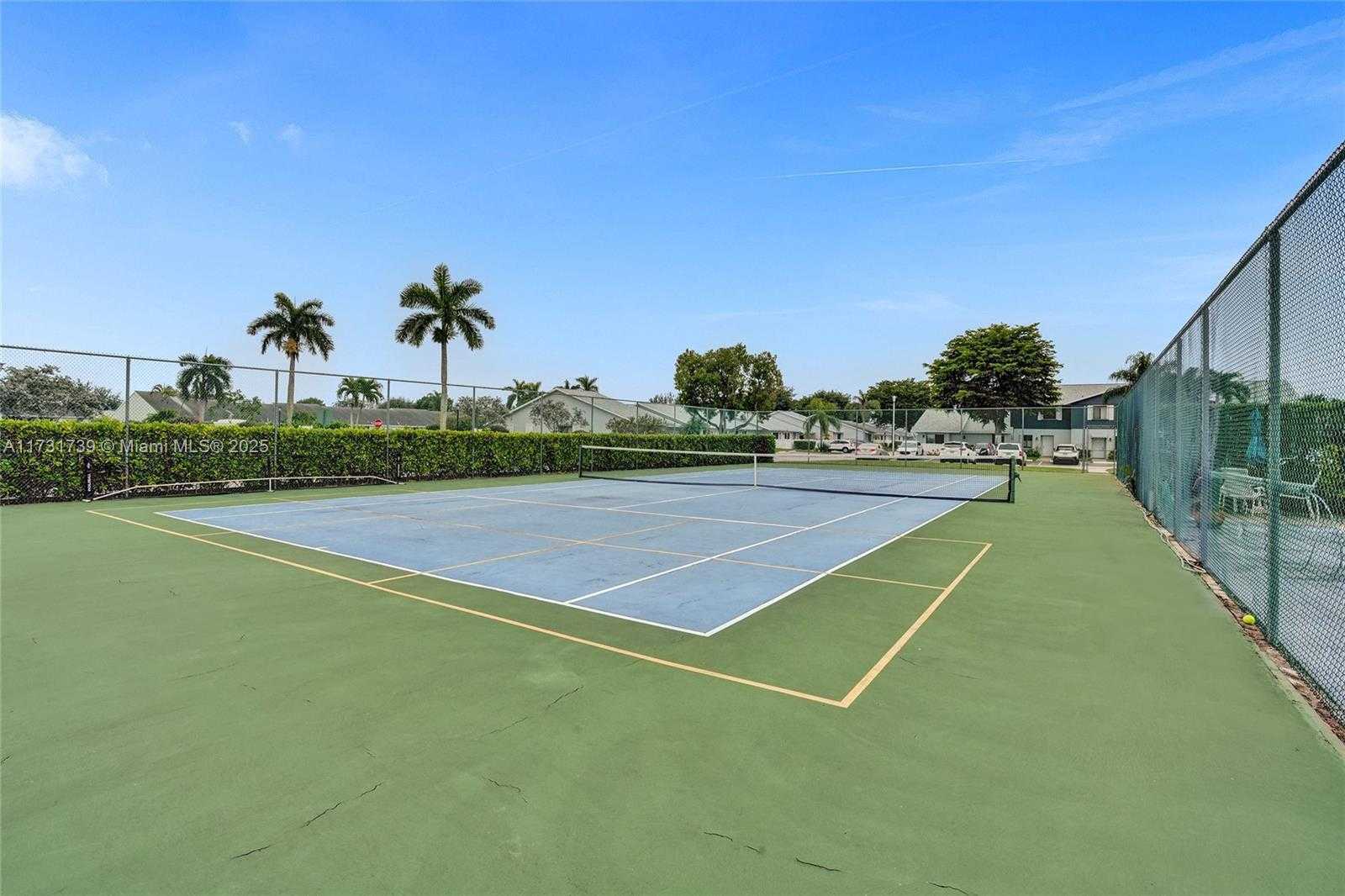 Small Image of 2641 Gately Dr W, West Palm Beach, FL 33415, USA Number 42