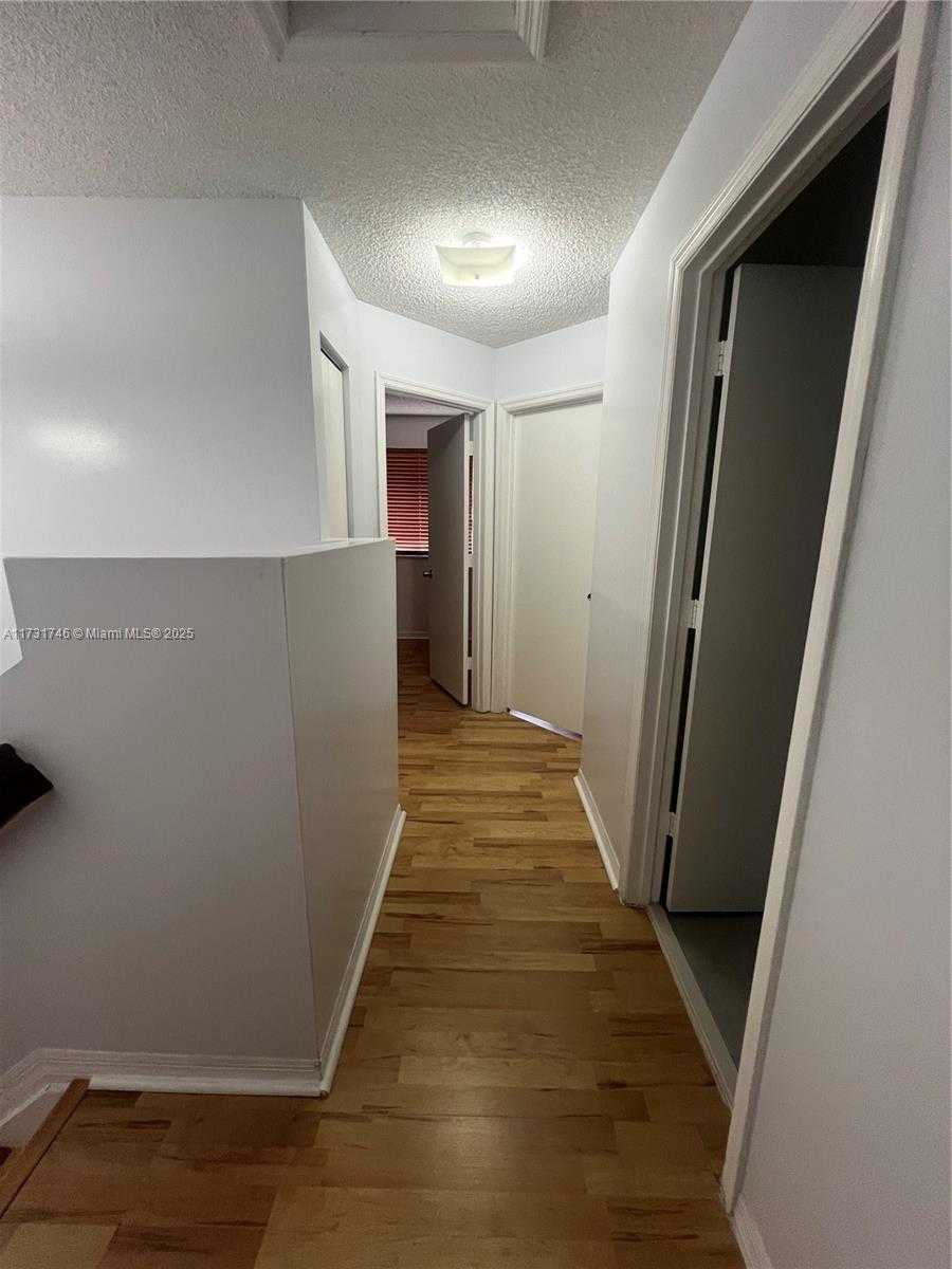 Small Image of 14115 SW 179th Terrace, Miami, FL 33177, USA Number 25