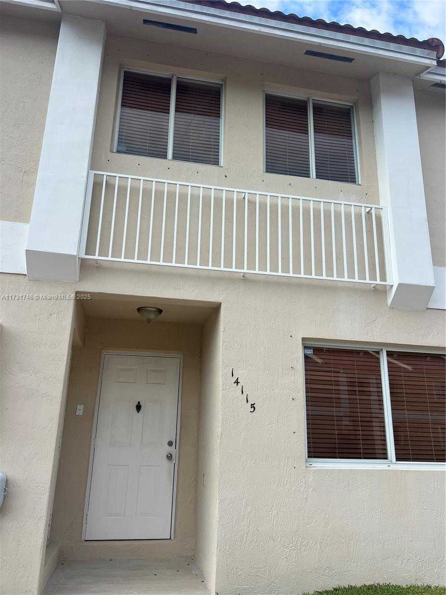 Small Image of 14115 SW 179th Terrace, Miami, FL 33177, USA Number 3