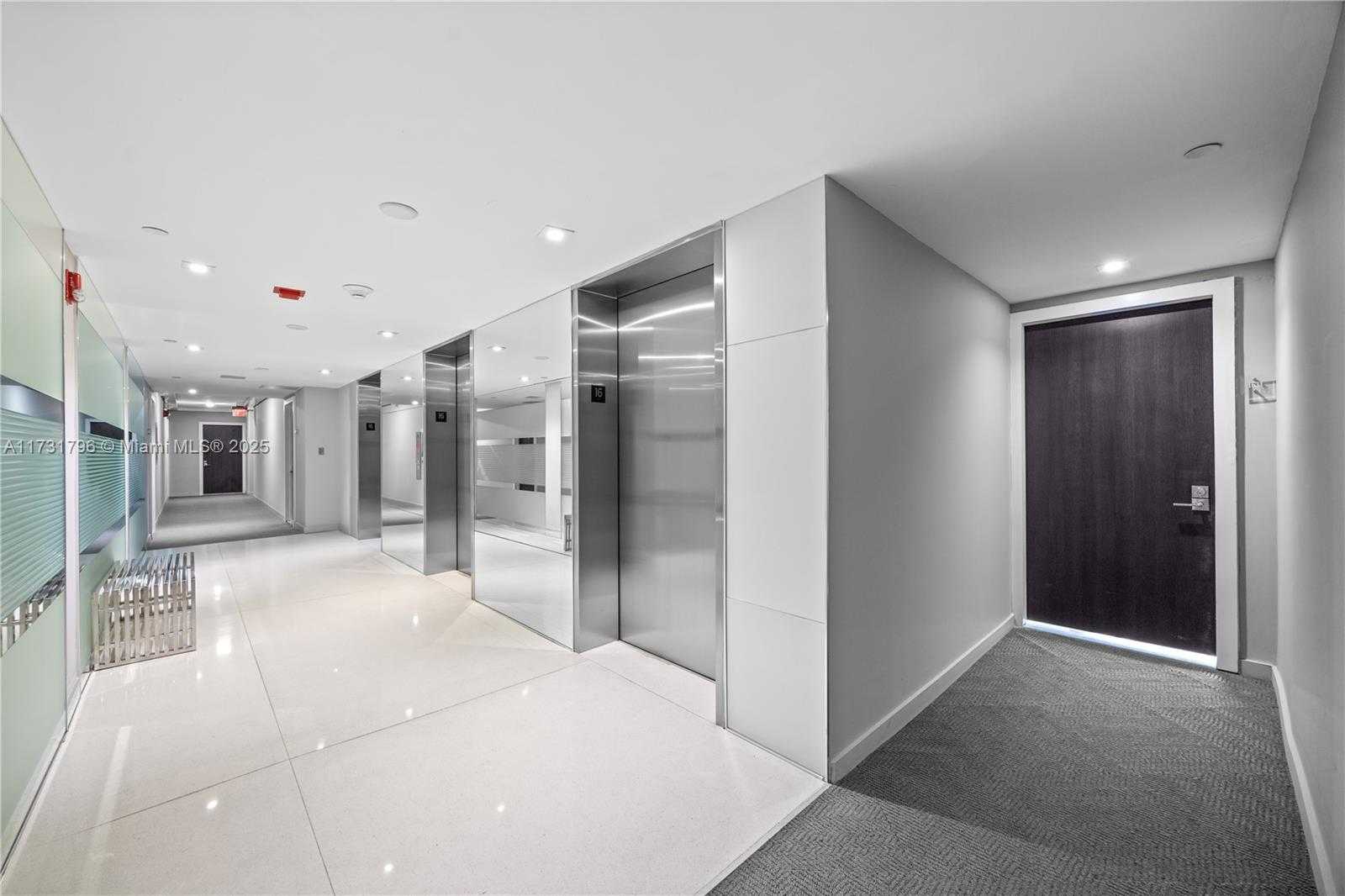Small Image of 20379 WEST COUNTRY CLUB DR #1631, Aventura Number 25