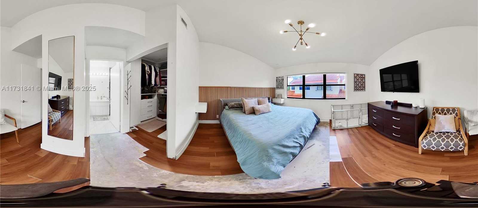 Small Image of 3435 Laurel Oaks Ln, Hollywood, FL 33021, USA Number 32