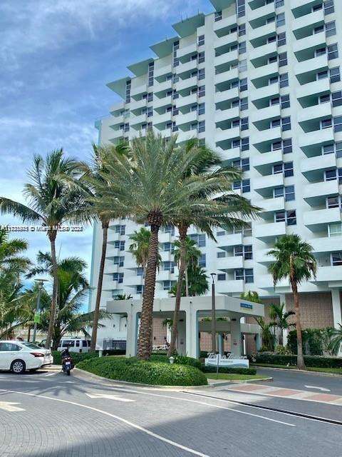 Small Image of 2899 COLLINS AVE #548, Miami Beach Number 21