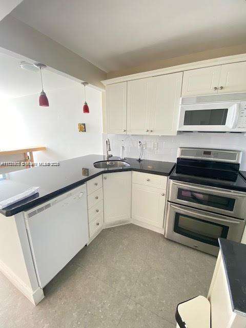 Small Image of 2899 COLLINS AVE #548, Miami Beach Number 4