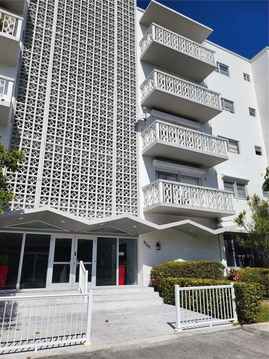 Small Image of 9700 EAST BAY HARBOR DR #506, Bay Harbor Islands Number 18
