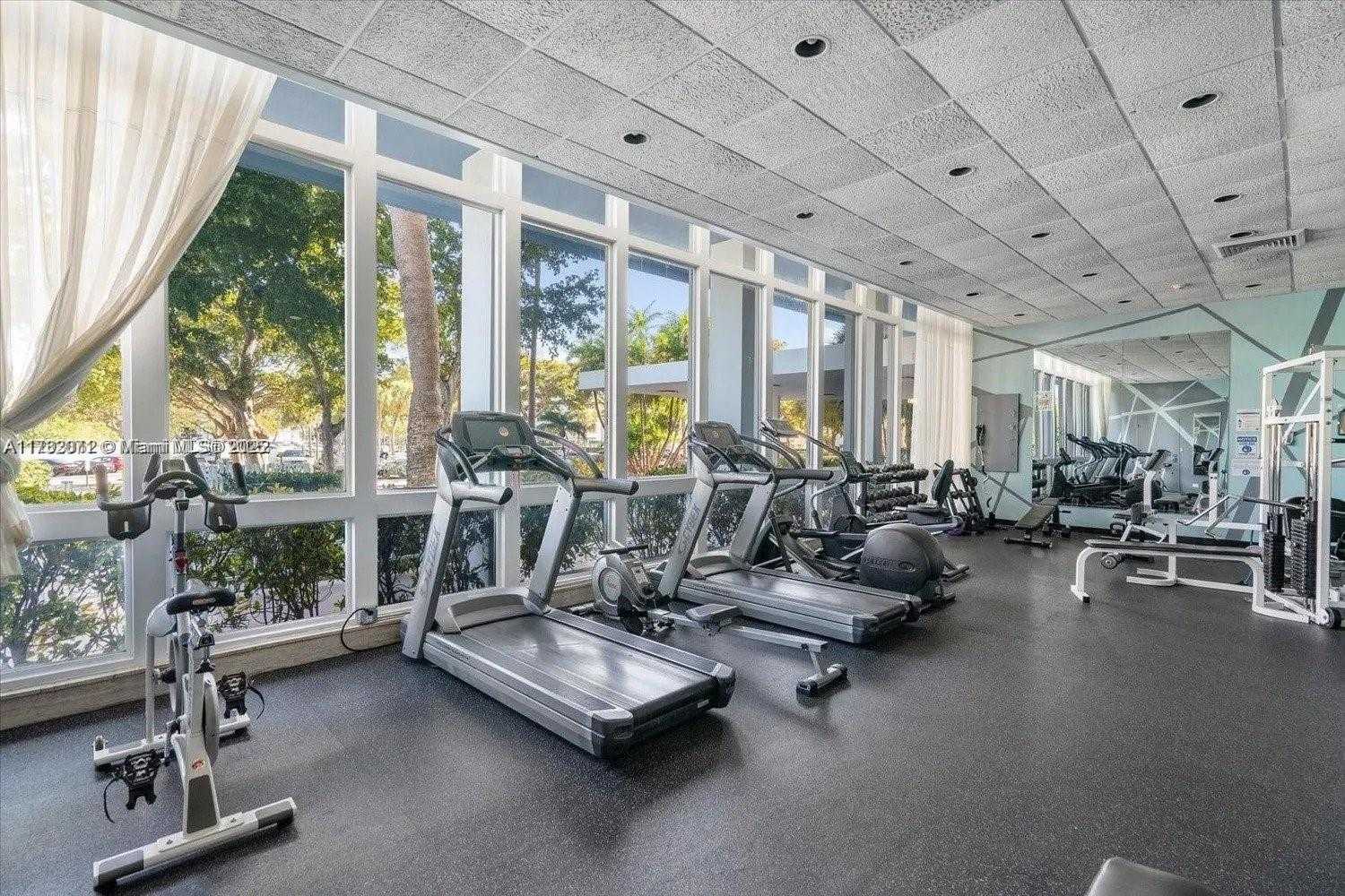 Small Image of 7441 WAYNE AVE #2H, Miami Beach Number 5