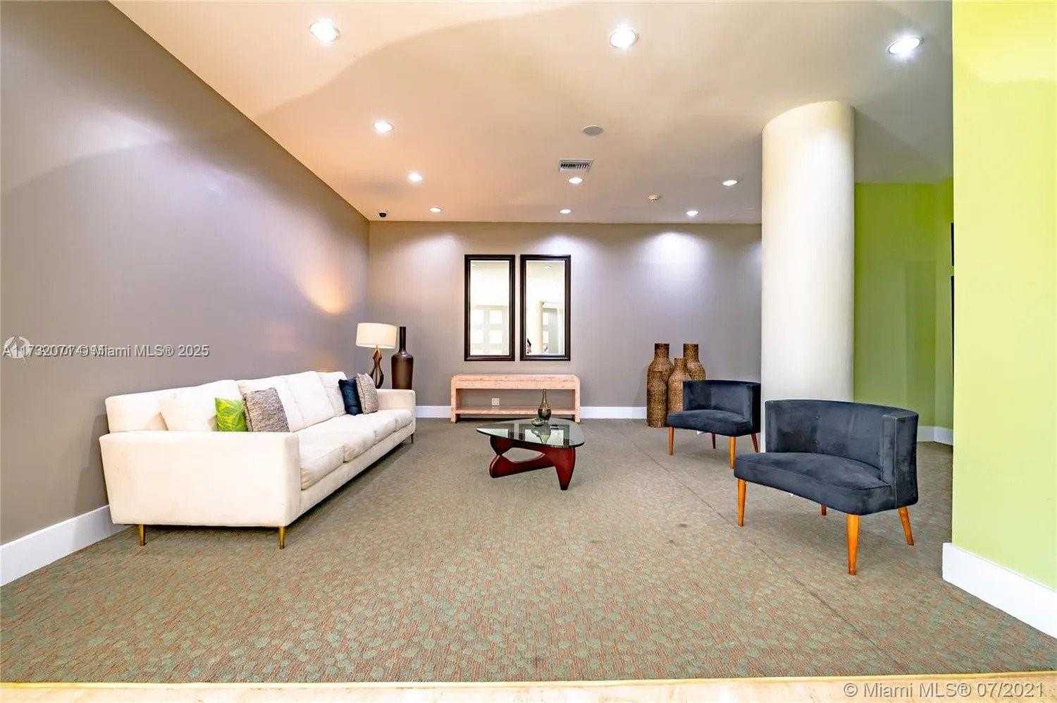 Small Image of 7441 WAYNE AVE #2H, Miami Beach Number 6
