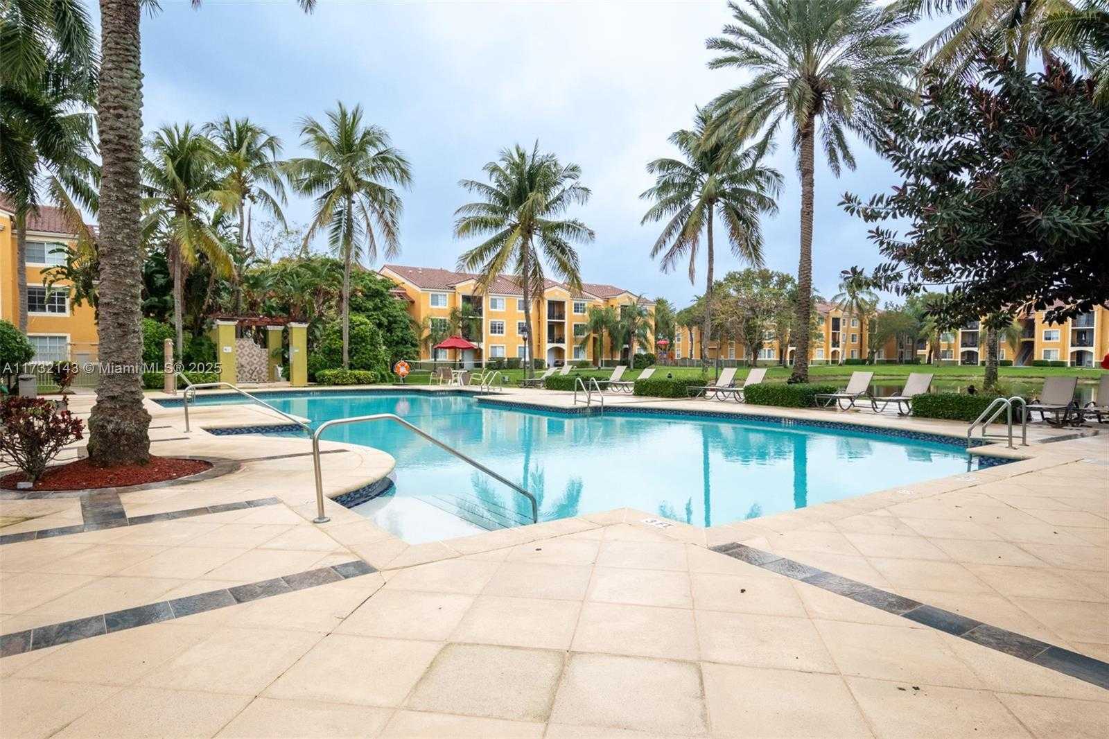 Small Image of 2280 EAST PRESERVE WAY #303, Miramar Number 21