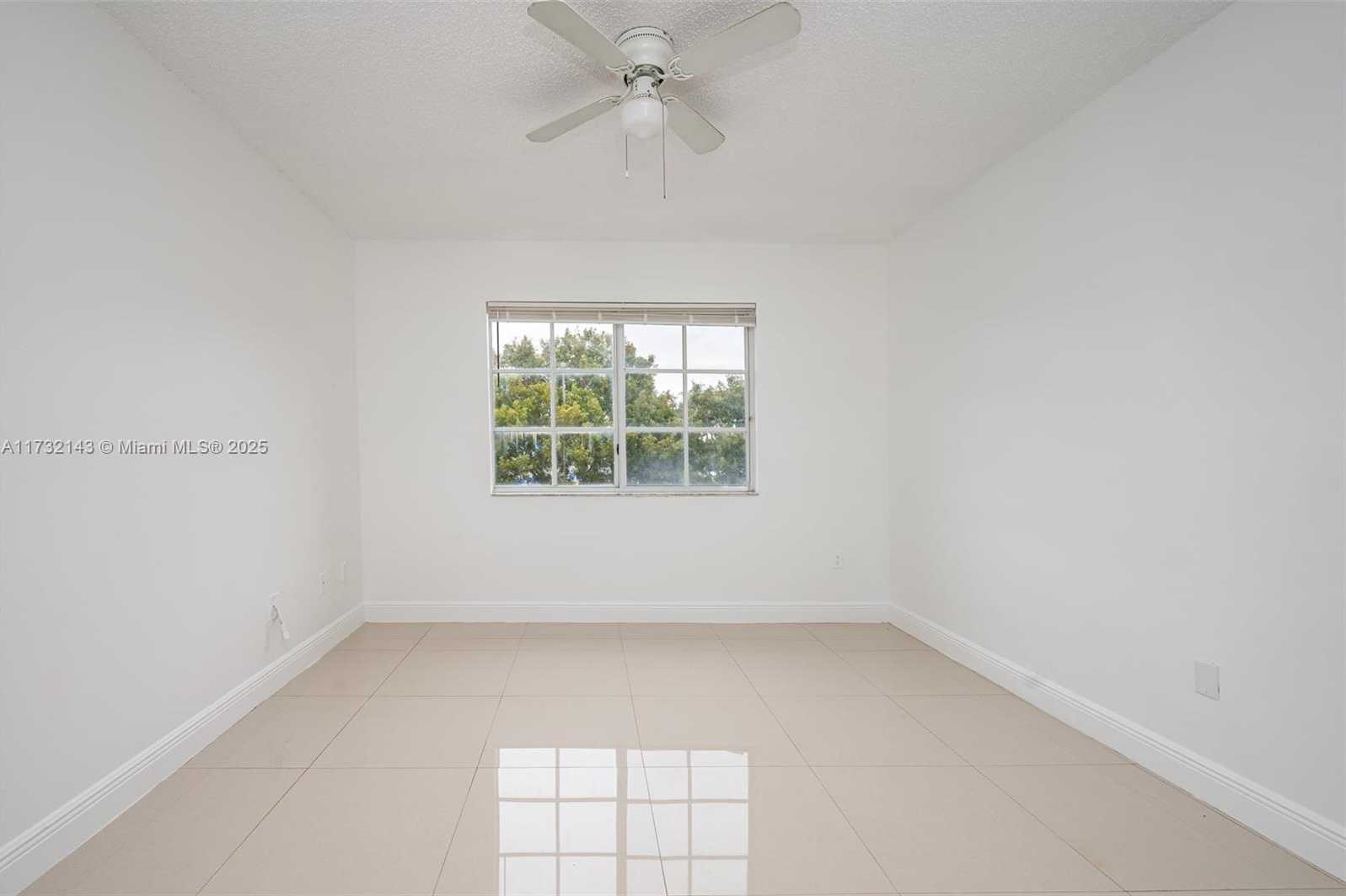 Small Image of 2280 EAST PRESERVE WAY #303, Miramar Number 27