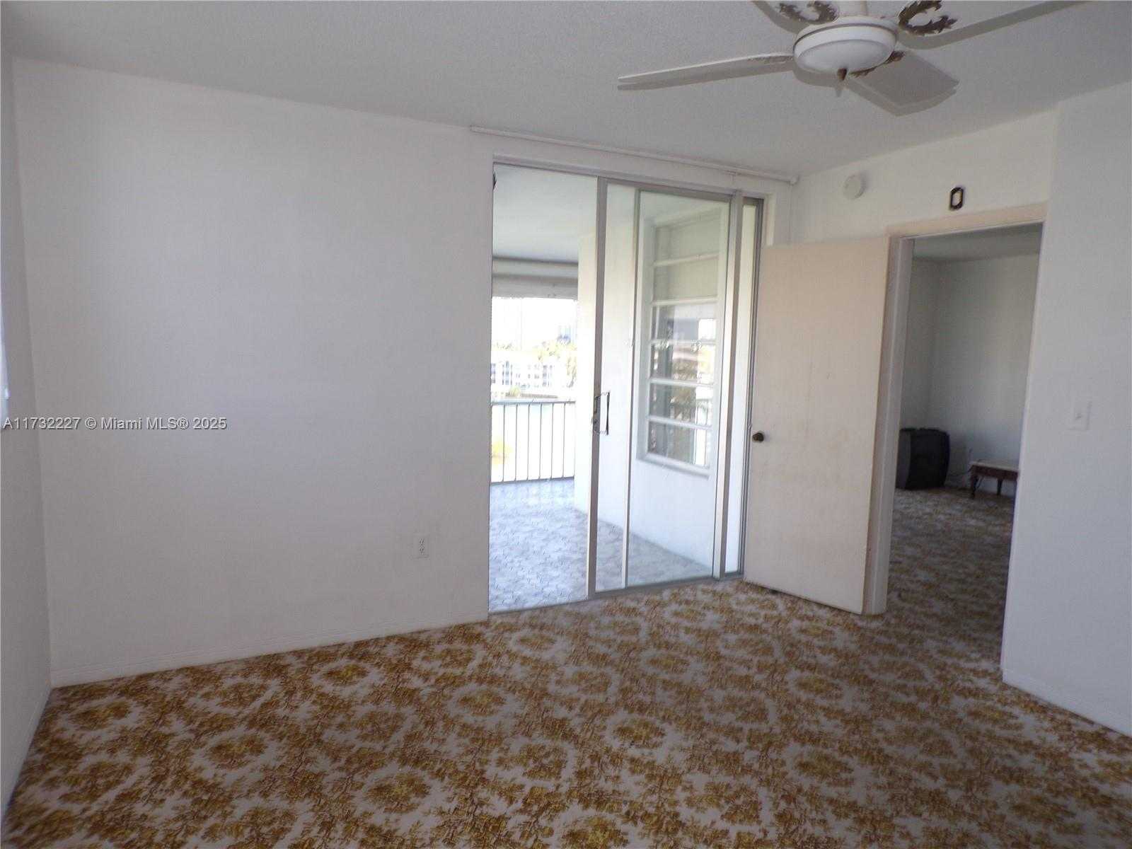 Small Image of 3030 MARCOS DR #T601, Aventura Number 21