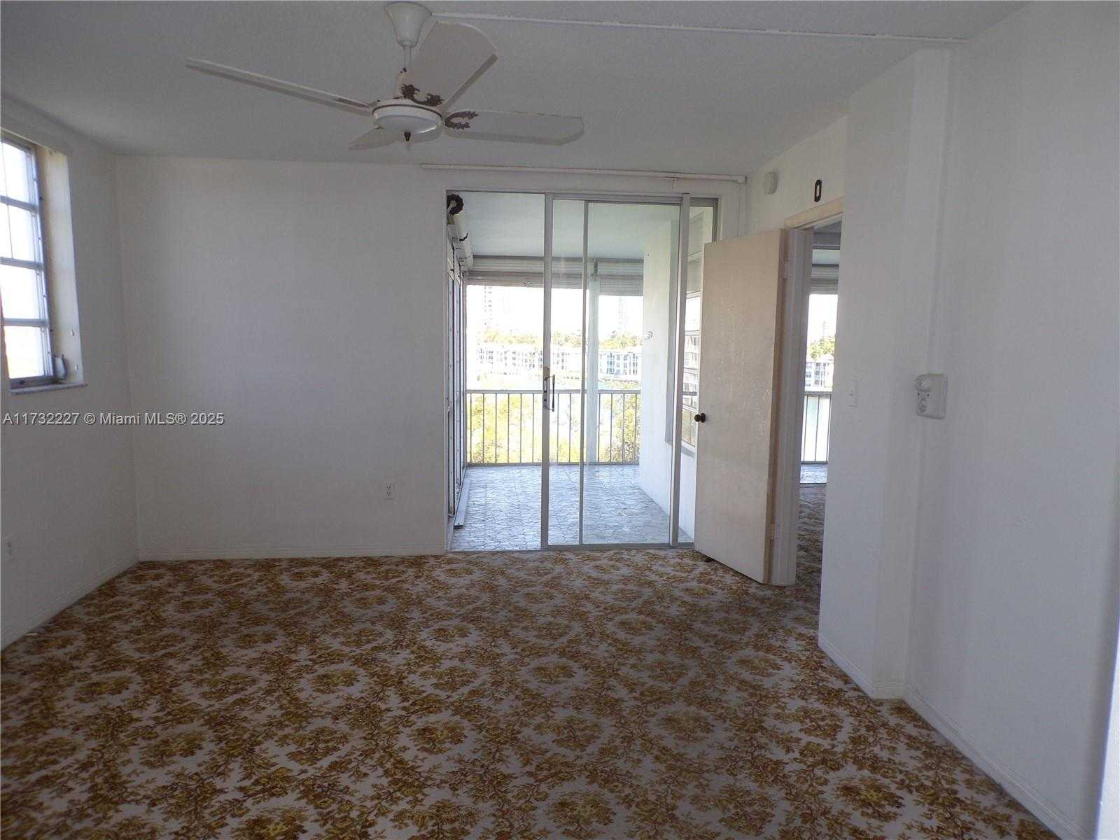 Small Image of 3030 MARCOS DR #T601, Aventura Number 22