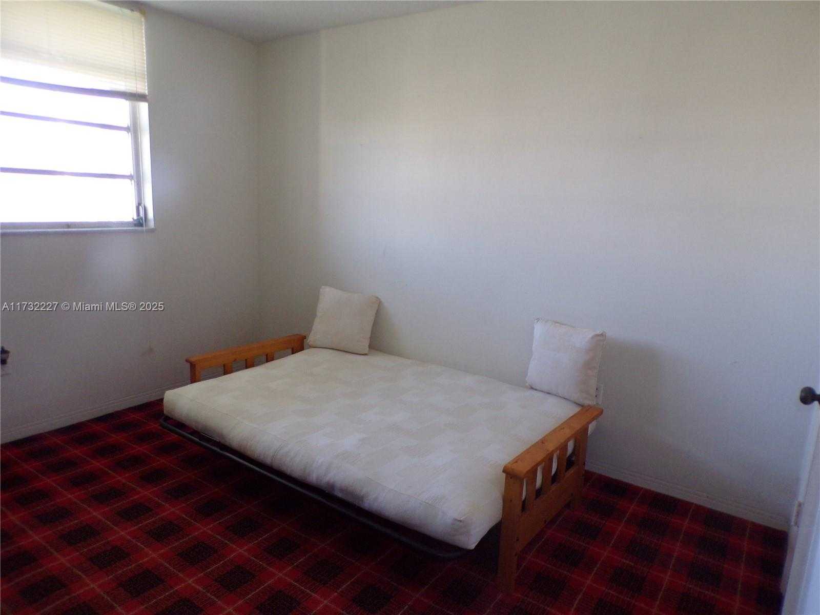 Small Image of 3030 MARCOS DR #T601, Aventura Number 36