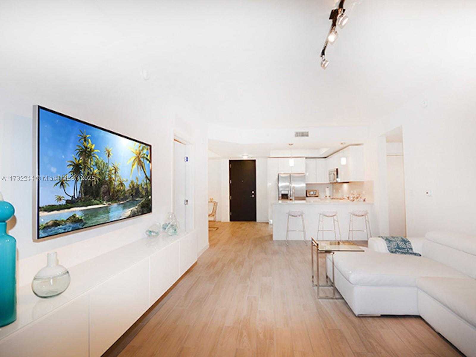 Small Image of 999 SOUTH WEST 1ST AVE #1611, Miami Number 10
