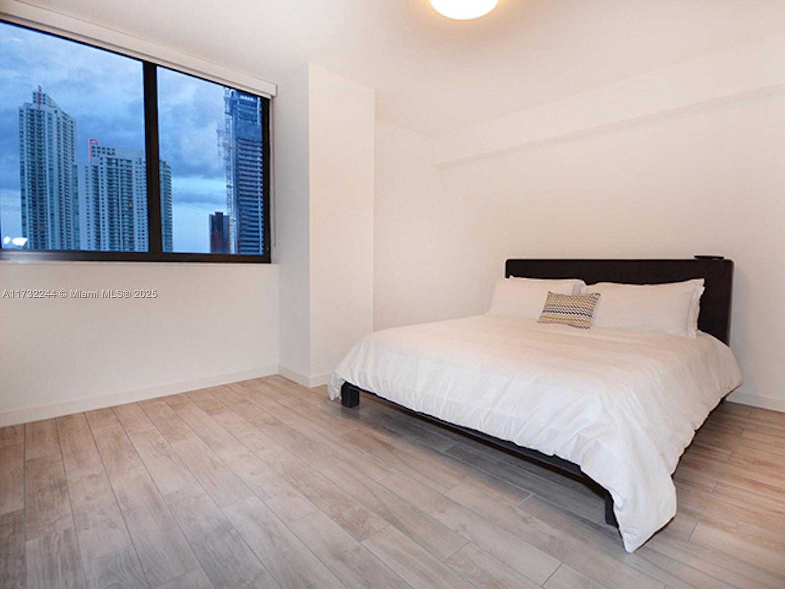 Small Image of 999 SOUTH WEST 1ST AVE #1611, Miami Number 14