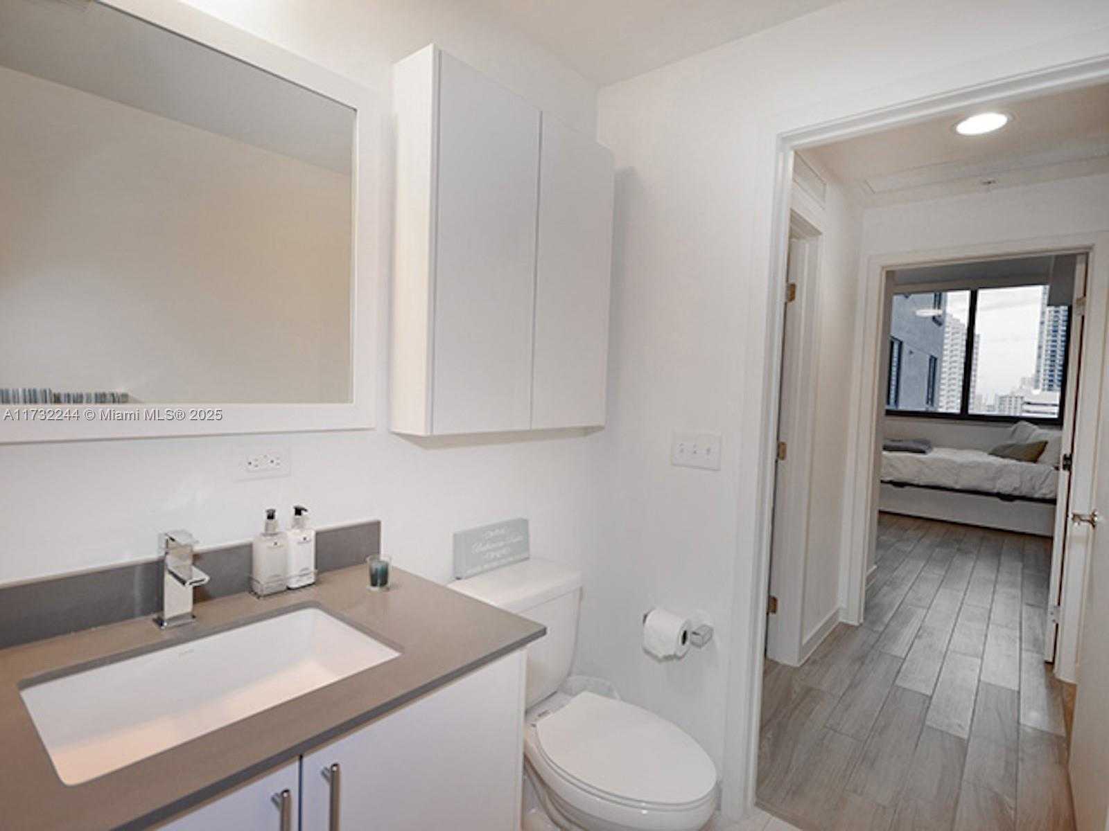 Small Image of 999 SOUTH WEST 1ST AVE #1611, Miami Number 17