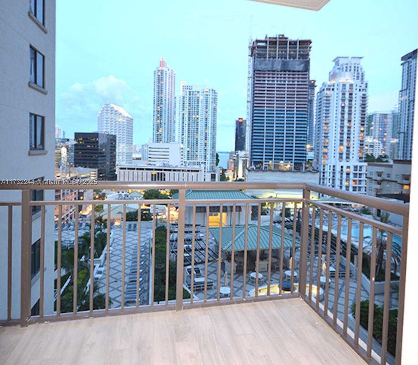 Small Image of 999 SOUTH WEST 1ST AVE #1611, Miami Number 19
