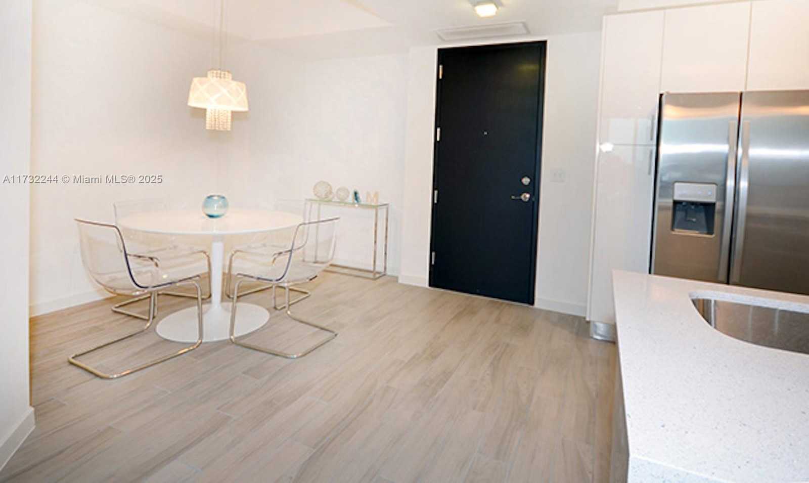 Small Image of 999 SOUTH WEST 1ST AVE #1611, Miami Number 2