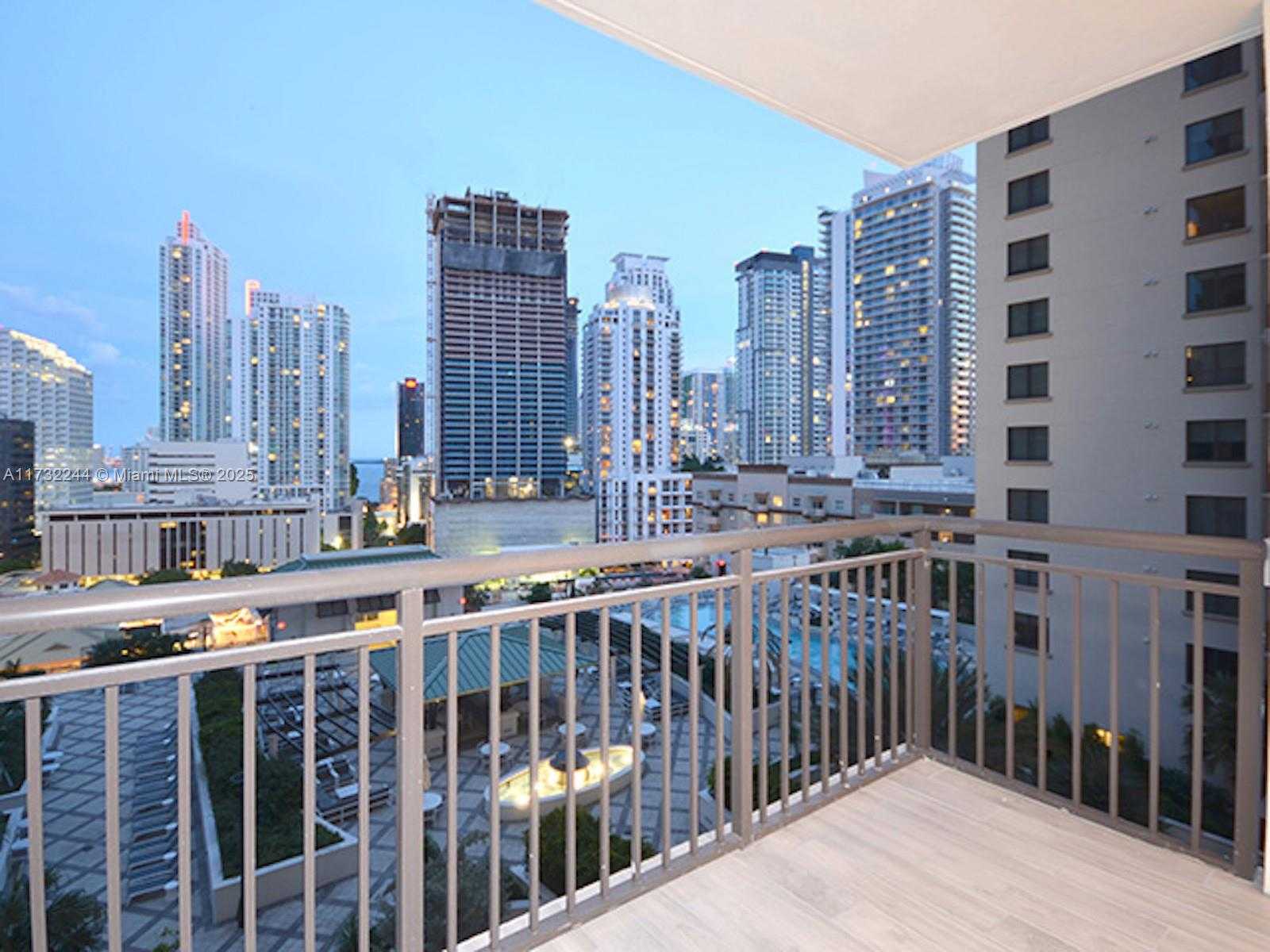 Small Image of 999 SOUTH WEST 1ST AVE #1611, Miami Number 20
