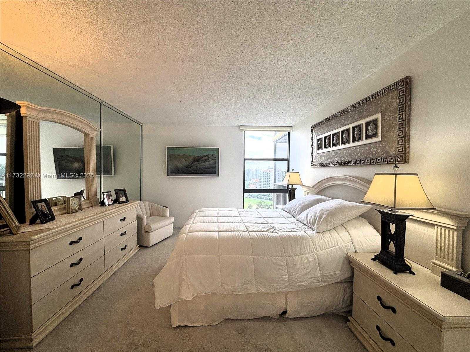 Small Image of 20379 WEST COUNTRY CLUB DR #2135, Aventura Number 14