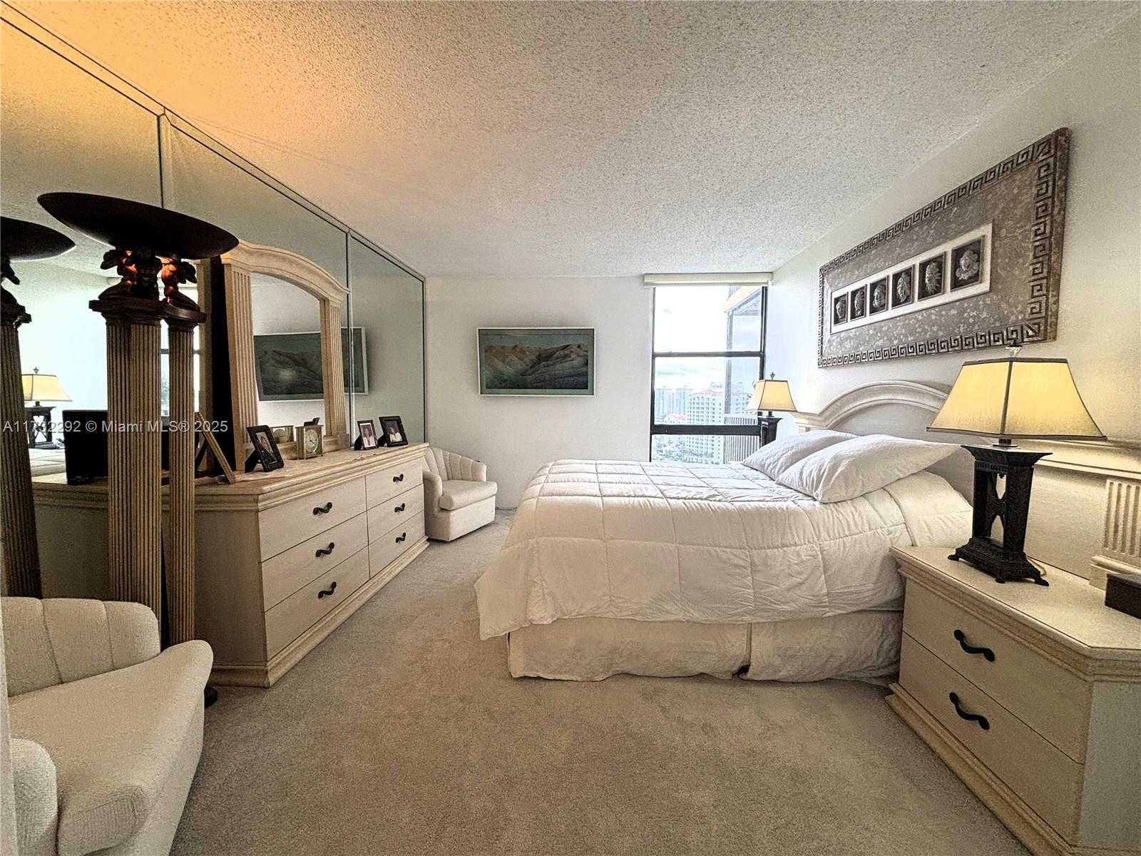 Small Image of 20379 WEST COUNTRY CLUB DR #2135, Aventura Number 18