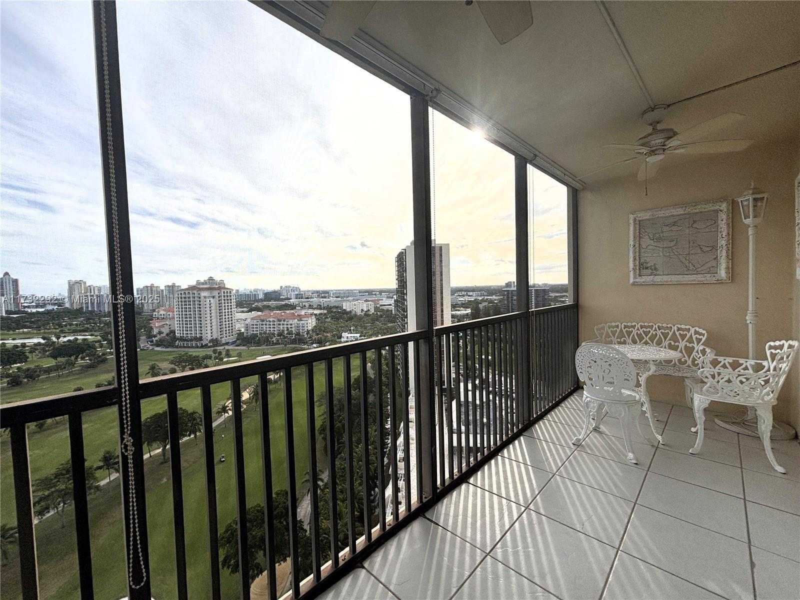 Small Image of 20379 WEST COUNTRY CLUB DR #2135, Aventura Number 4