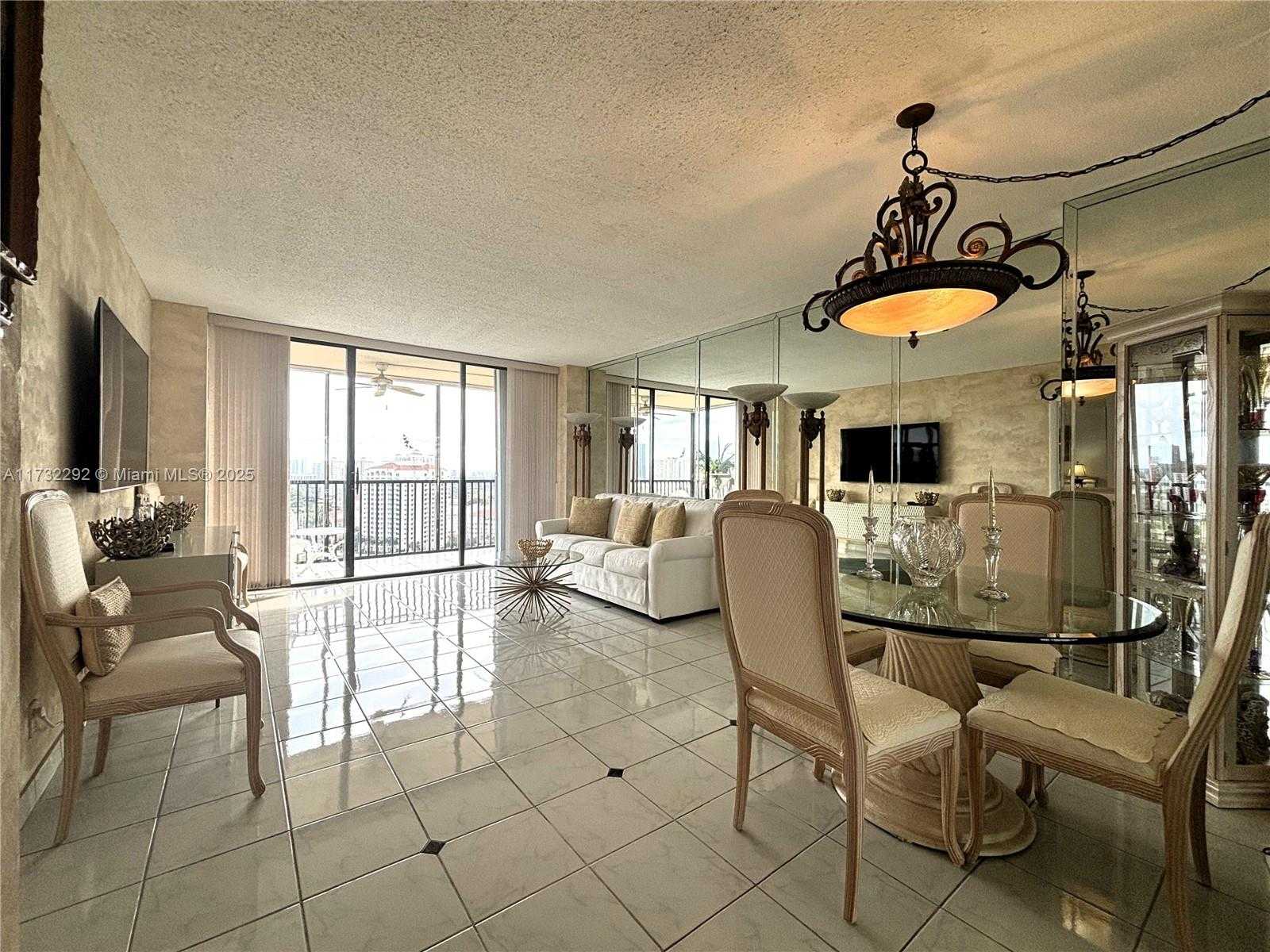 Small Image of 20379 WEST COUNTRY CLUB DR #2135, Aventura Number 7