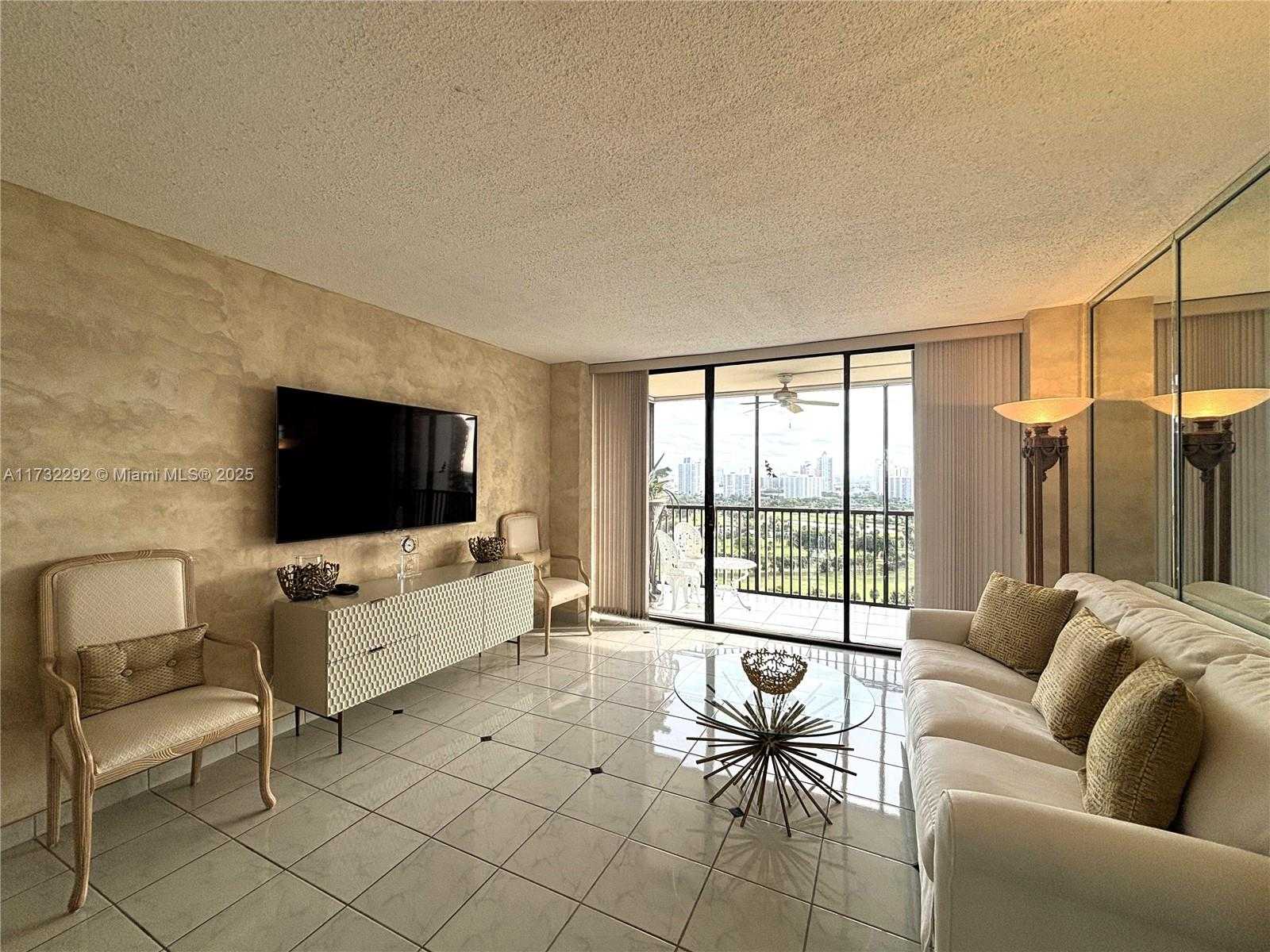 Small Image of 20379 WEST COUNTRY CLUB DR #2135, Aventura Number 8