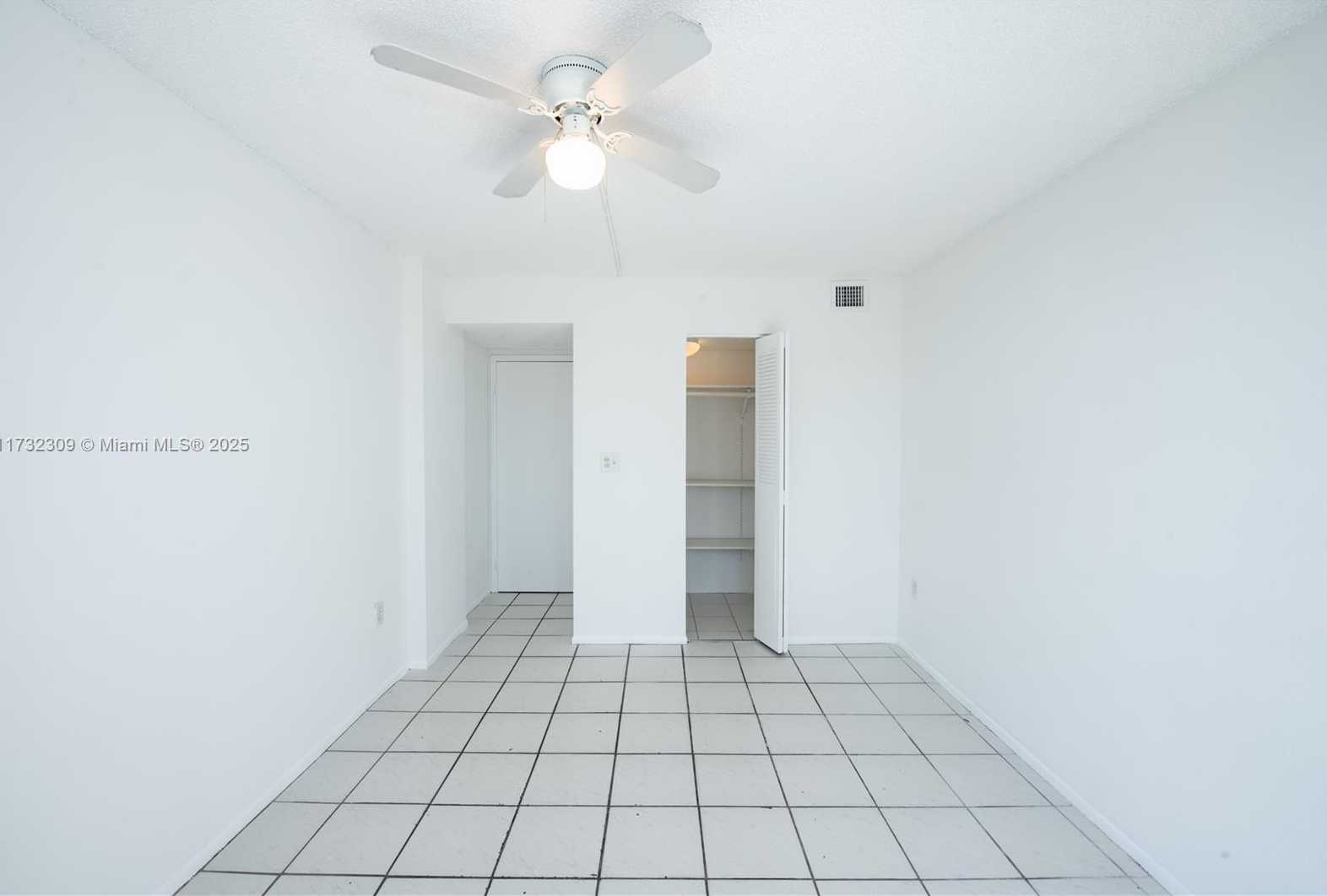 Small Image of 16950 WEST DIXIE HWY #B320, North Miami Beach Number 16