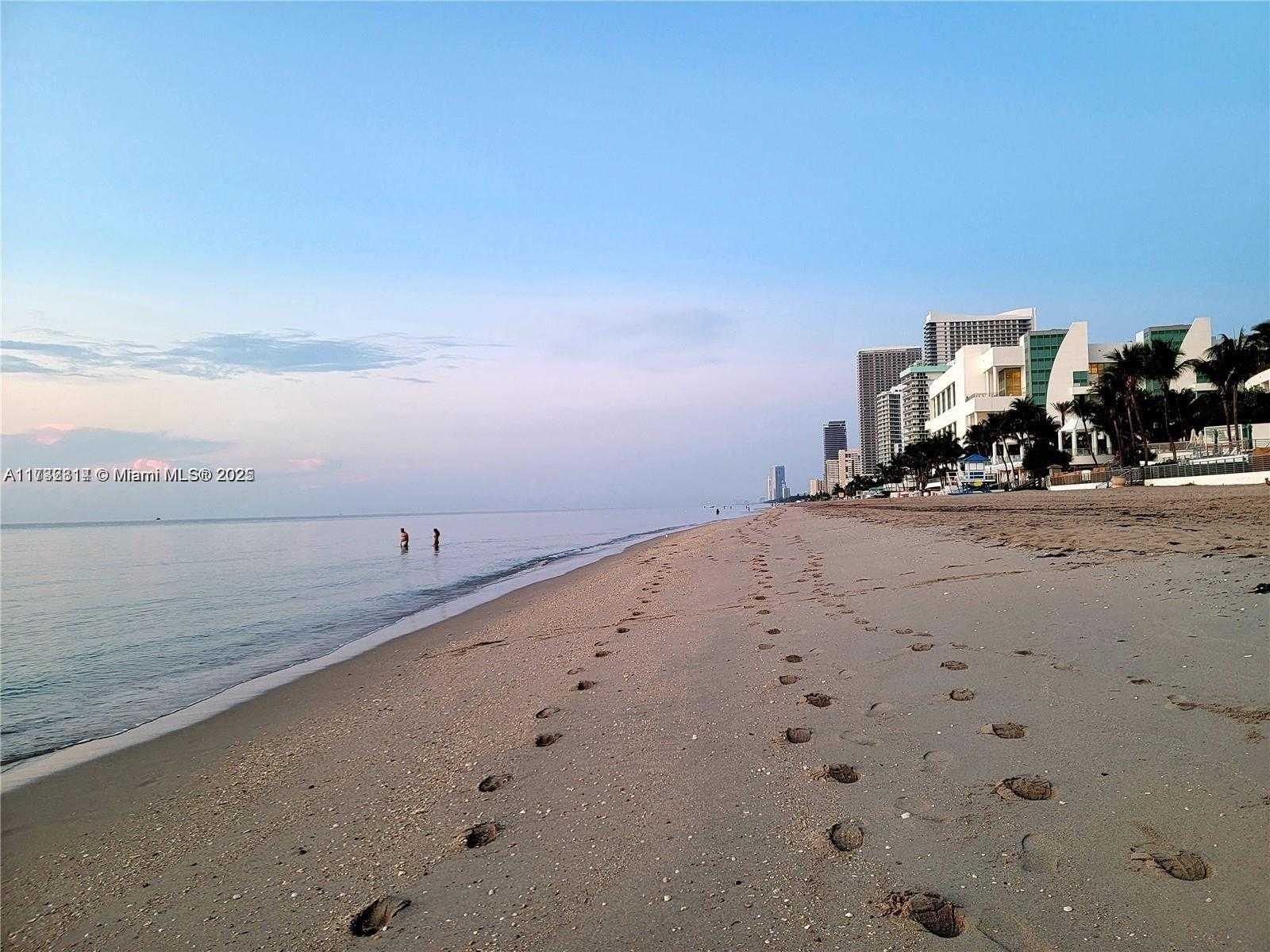 Small Image of 3505 SOUTH OCEAN DR #1011, Hollywood Number 22