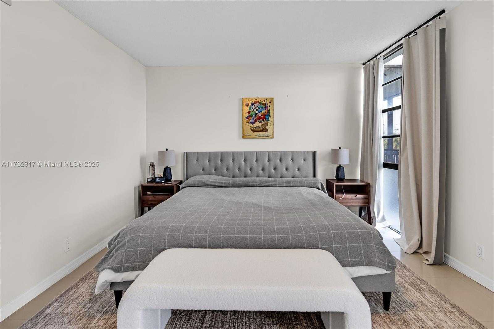 Small Image of 3401 NORTH COUNTRY CLUB DR #502, Aventura Number 12