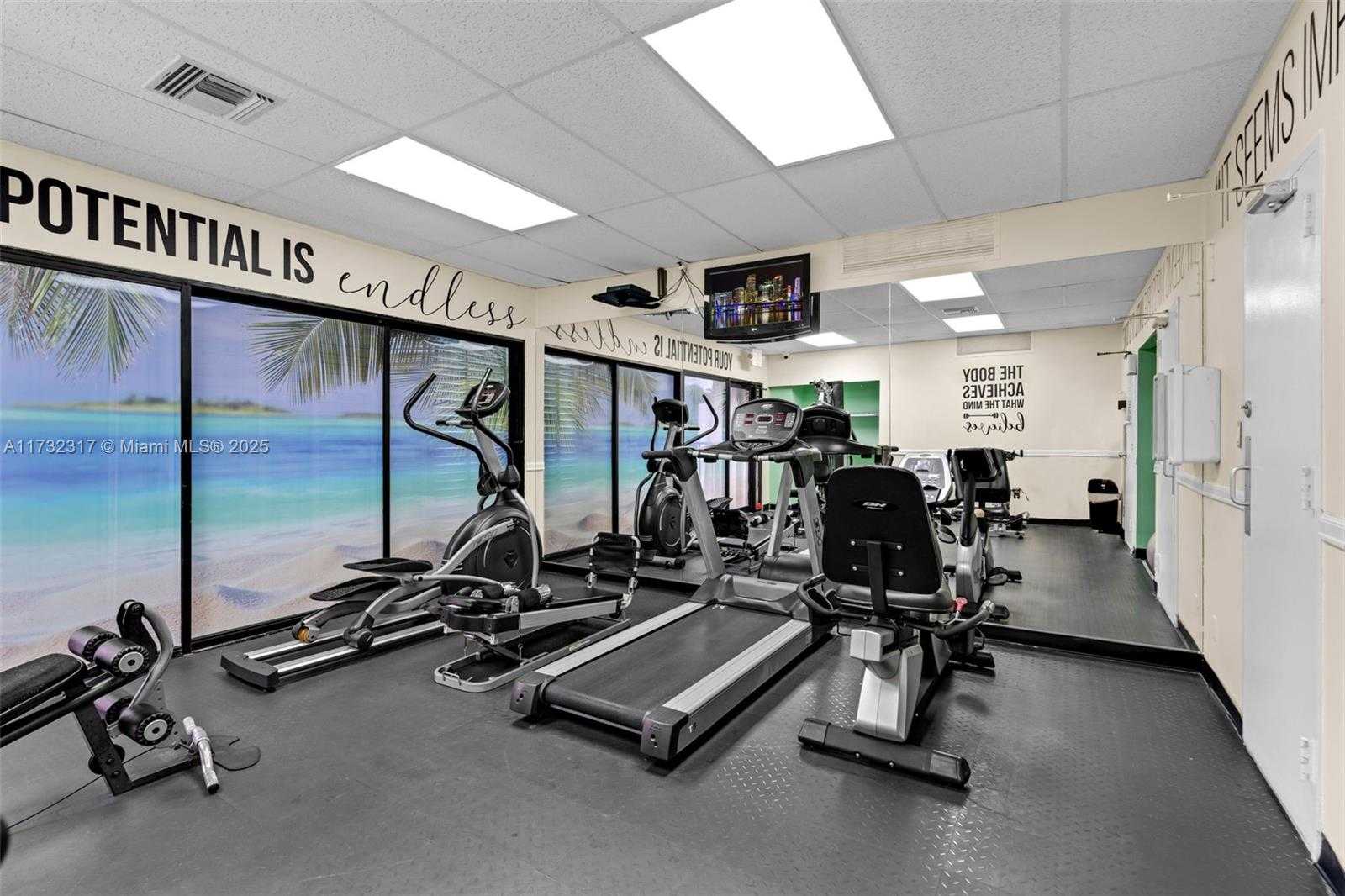 Small Image of 3401 NORTH COUNTRY CLUB DR #502, Aventura Number 20