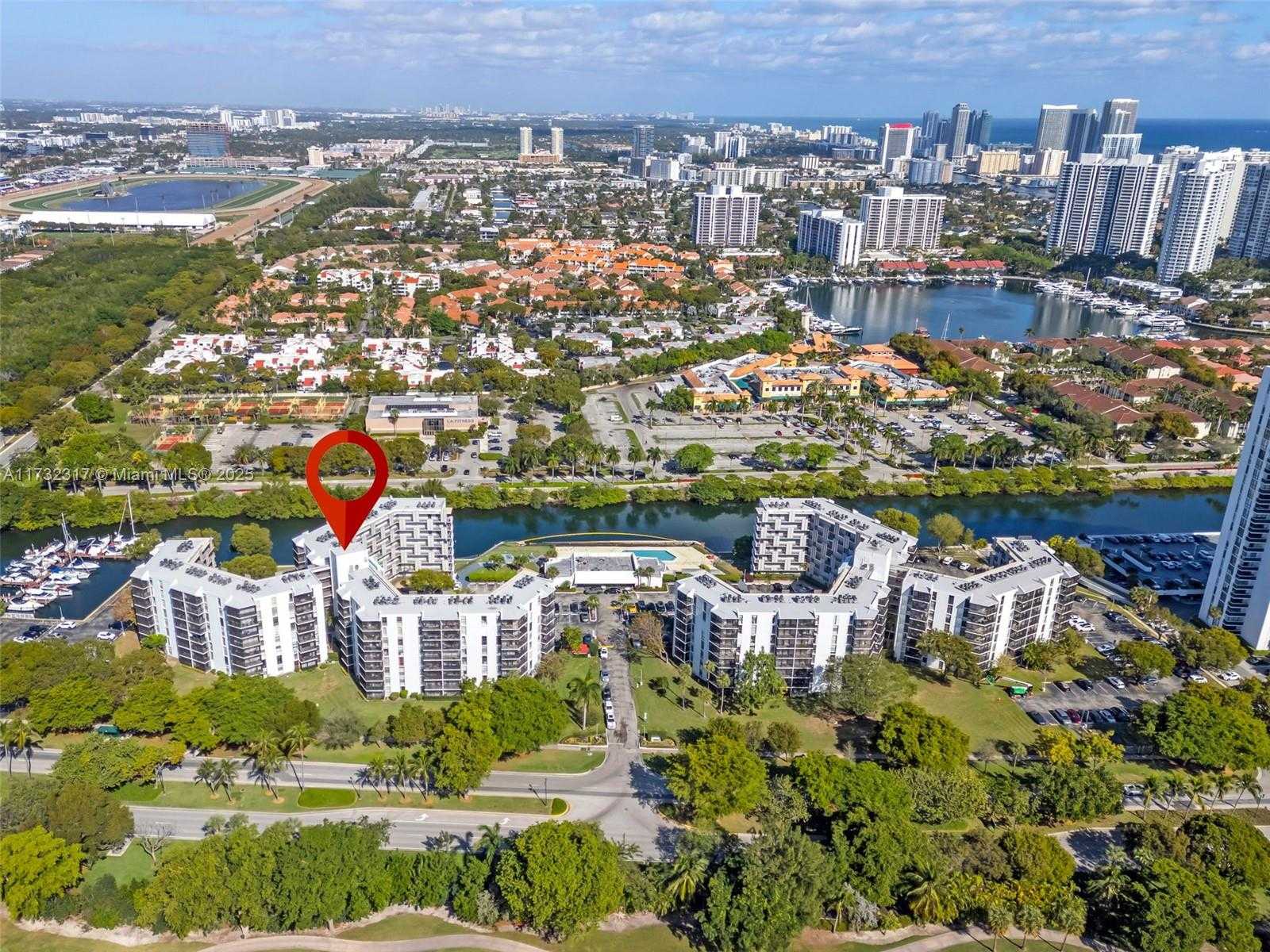 Small Image of 3401 NORTH COUNTRY CLUB DR #502, Aventura Number 23
