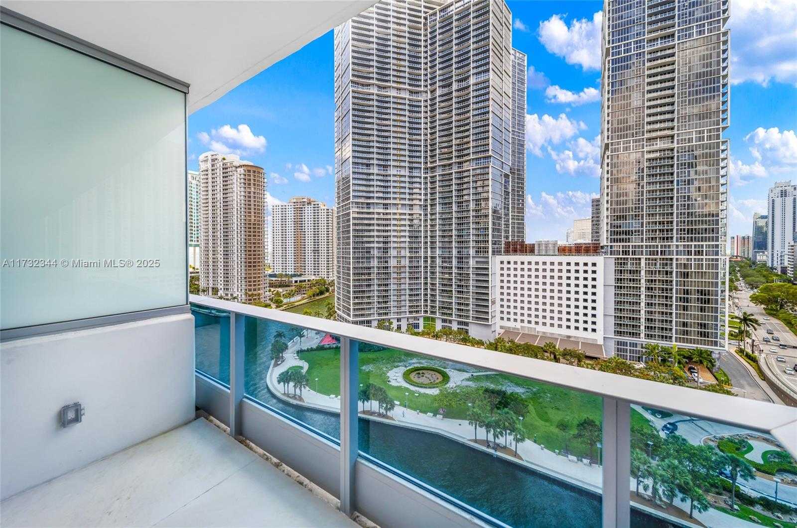 Small Image of 200 BISCAYNE BOULEVARD WAY #1406, Miami Number 26