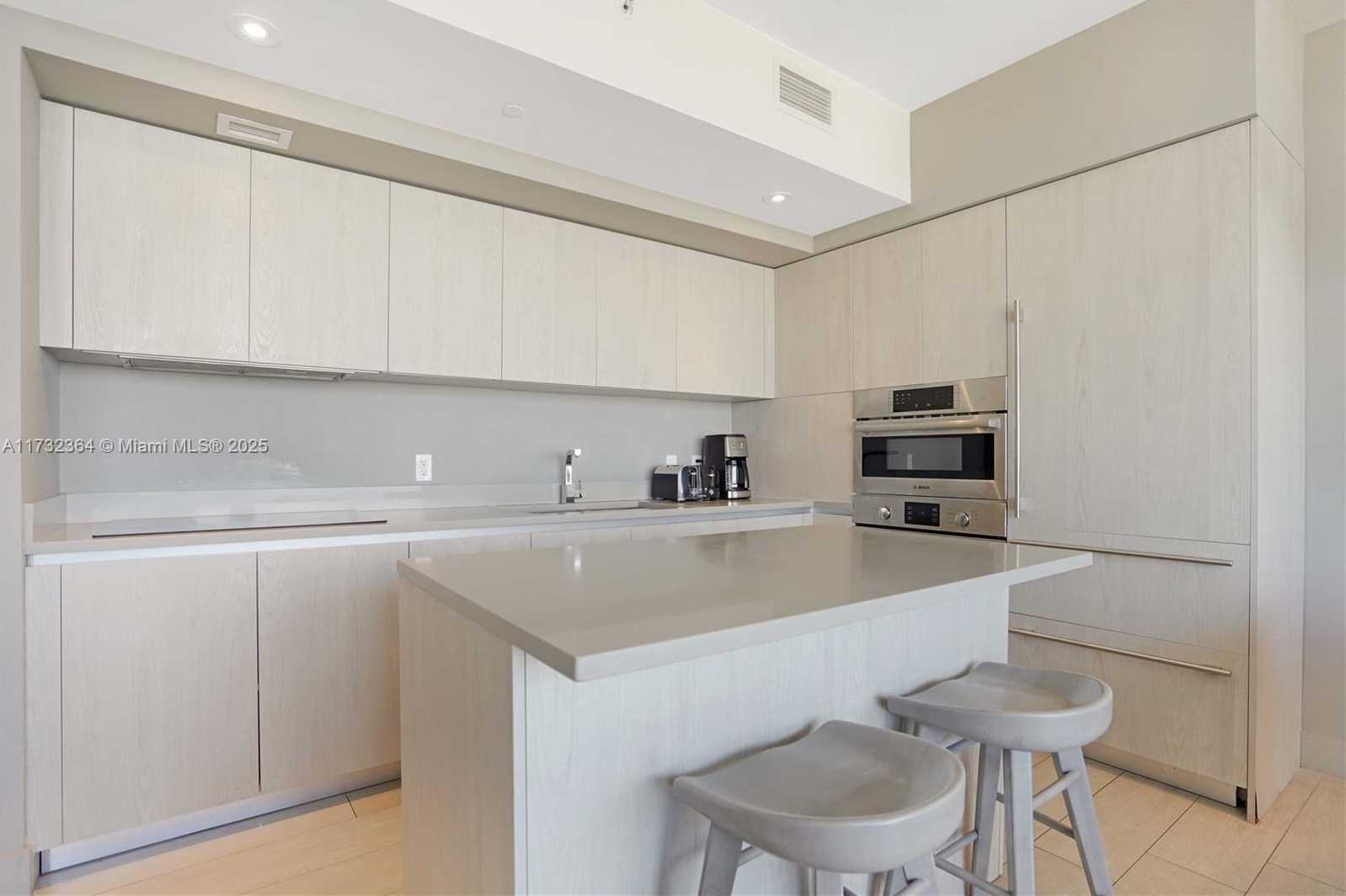 Small Image of 4010 SOUTH OCEAN DR #R2604, Hollywood Number 14