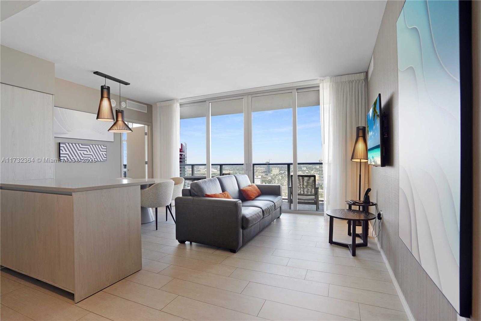 Small Image of 4010 SOUTH OCEAN DR #R2604, Hollywood Number 2