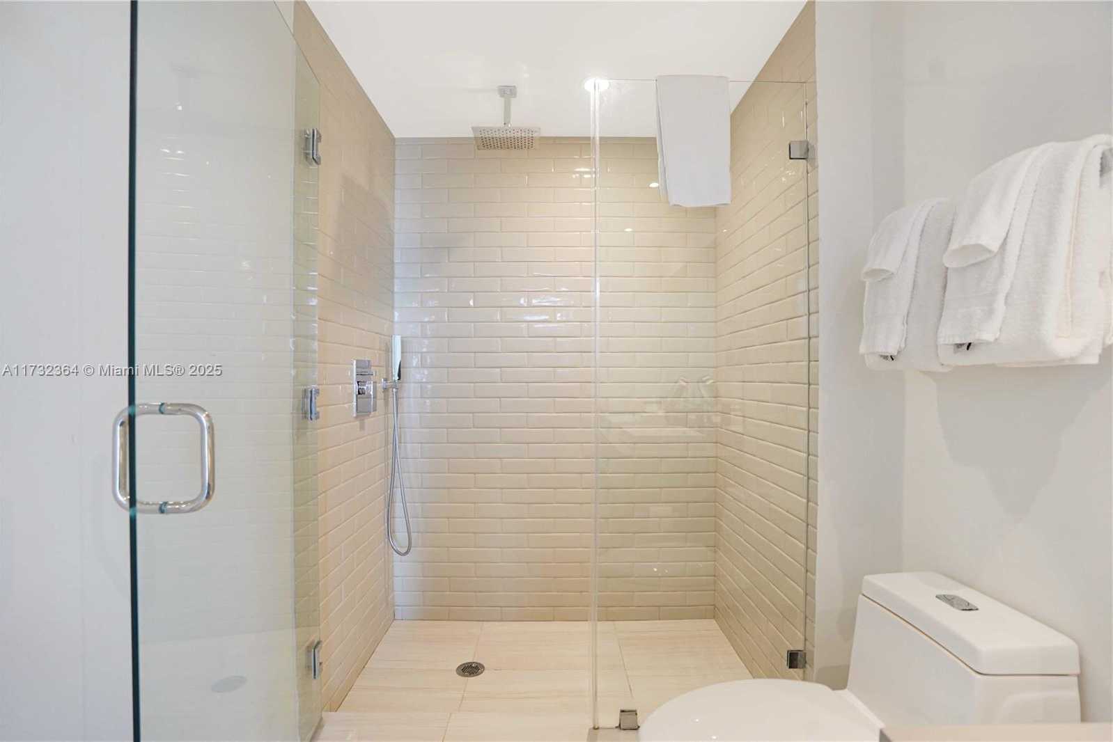 Small Image of 4010 SOUTH OCEAN DR #R2604, Hollywood Number 23