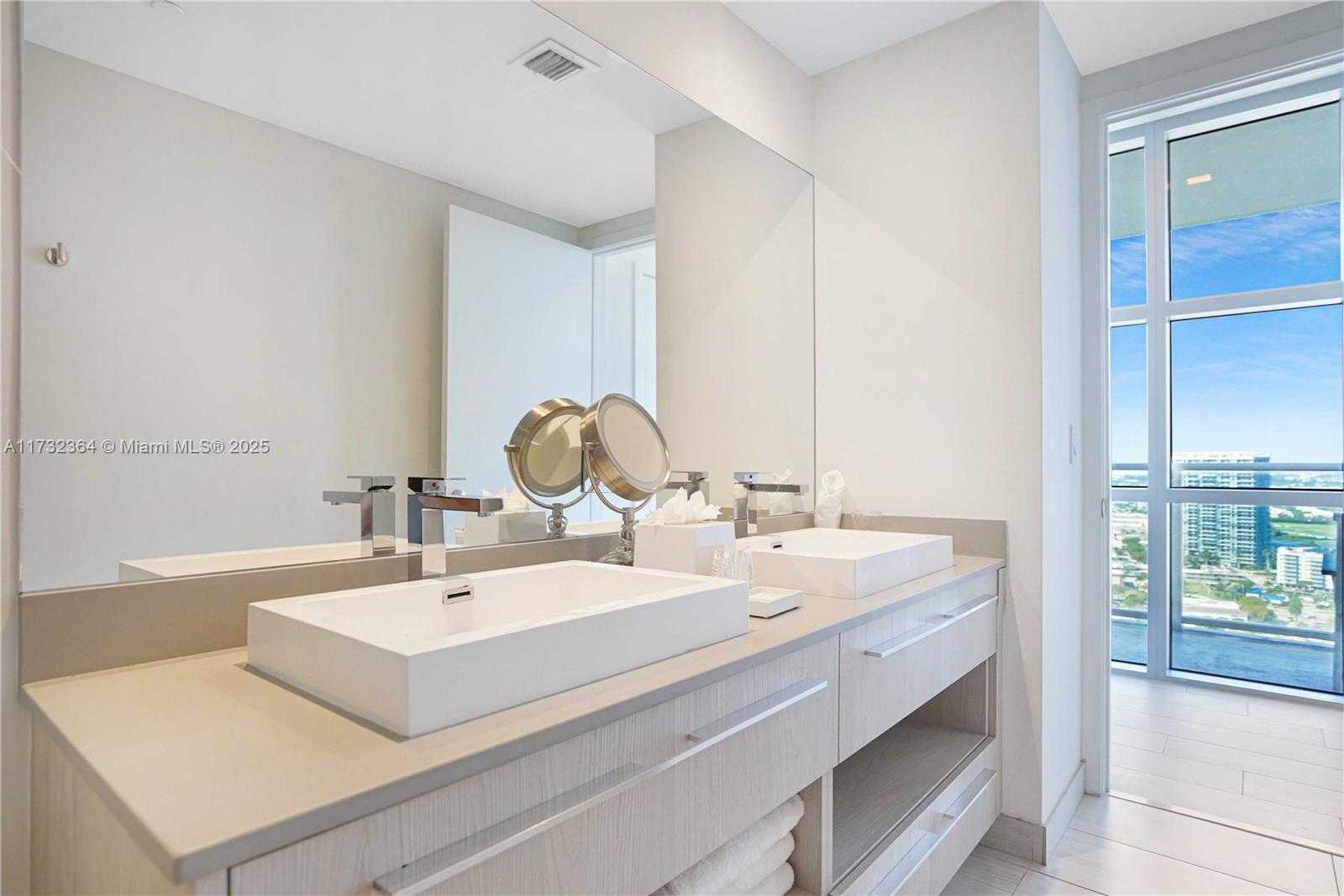 Small Image of 4010 SOUTH OCEAN DR #R2604, Hollywood Number 24