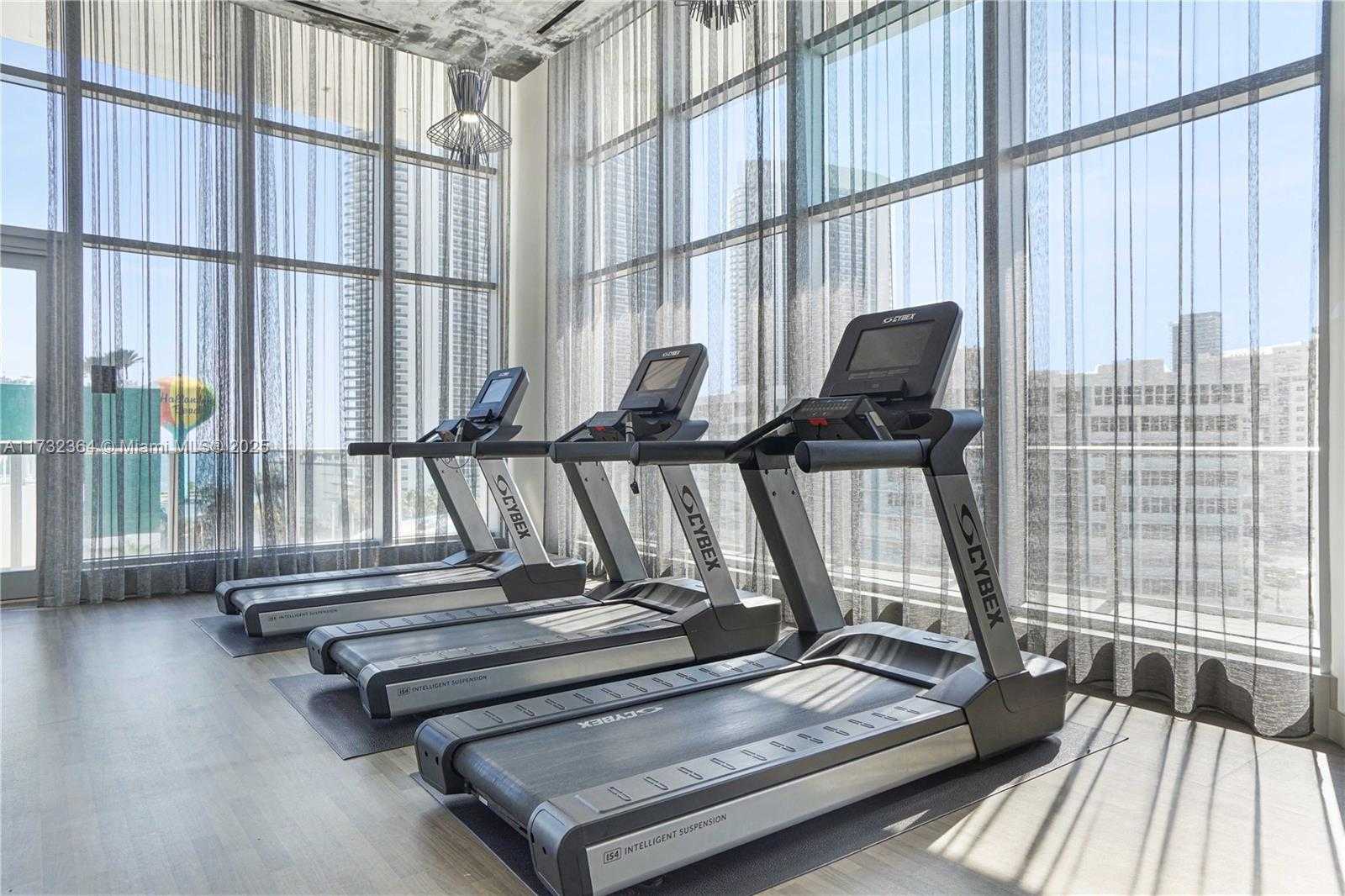 Small Image of 4010 SOUTH OCEAN DR #R2604, Hollywood Number 41