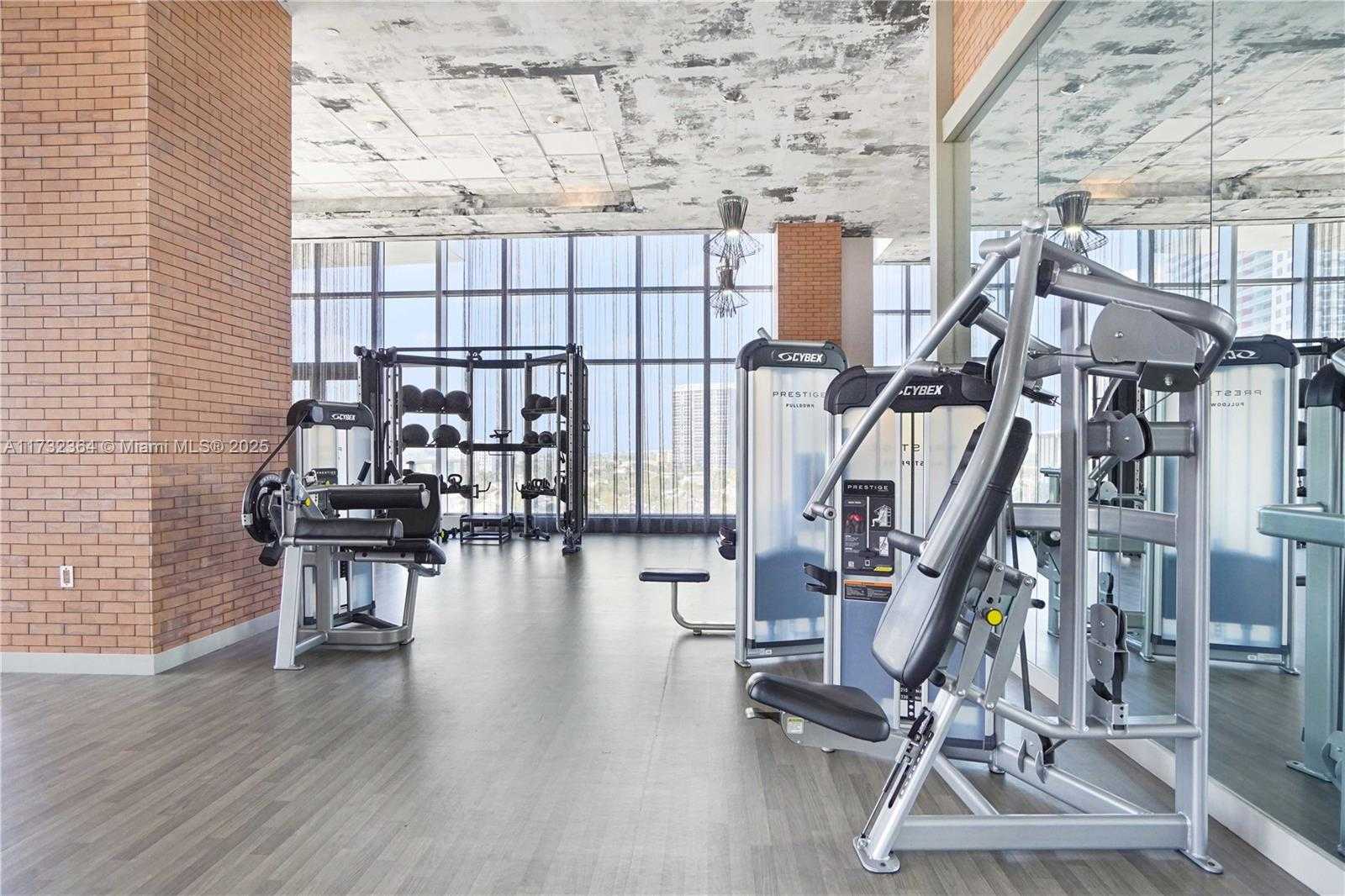 Small Image of 4010 SOUTH OCEAN DR #R2604, Hollywood Number 43