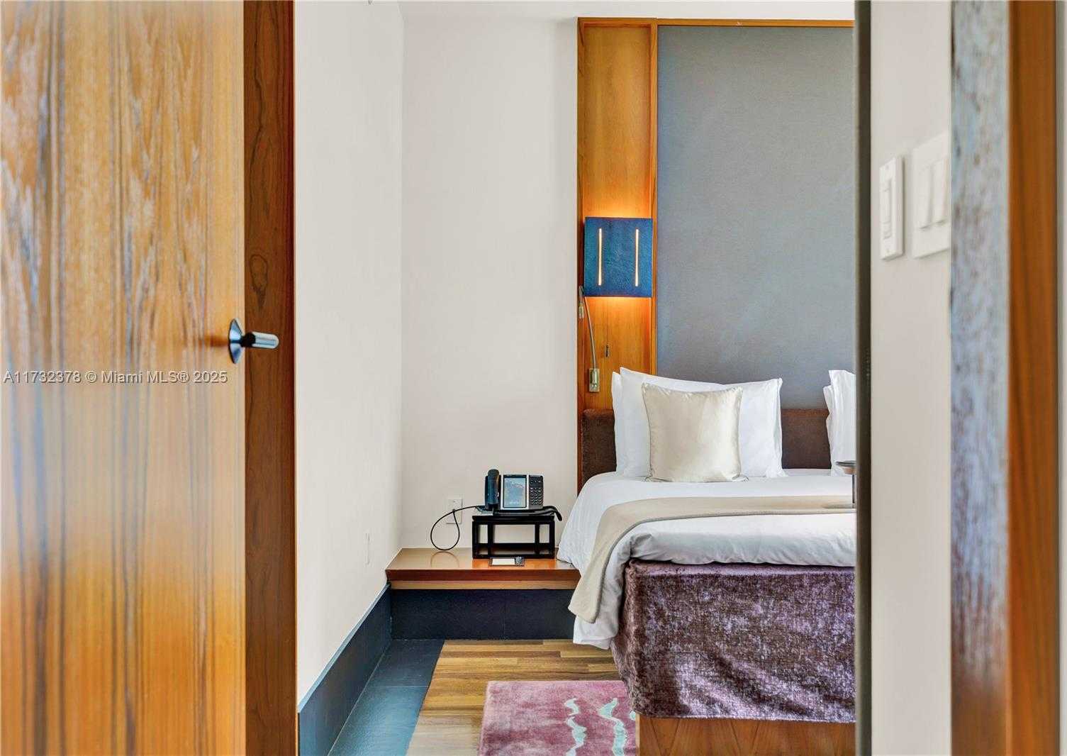 Small Image of 101 20TH ST #1805, Miami Beach Number 18