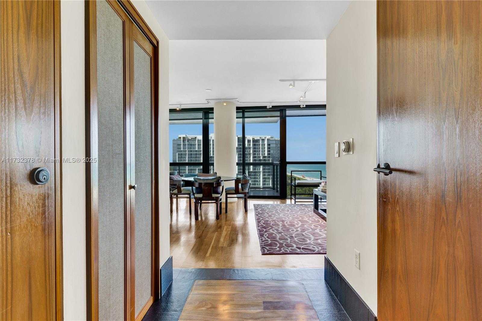 Small Image of 101 20TH ST #1805, Miami Beach Number 3