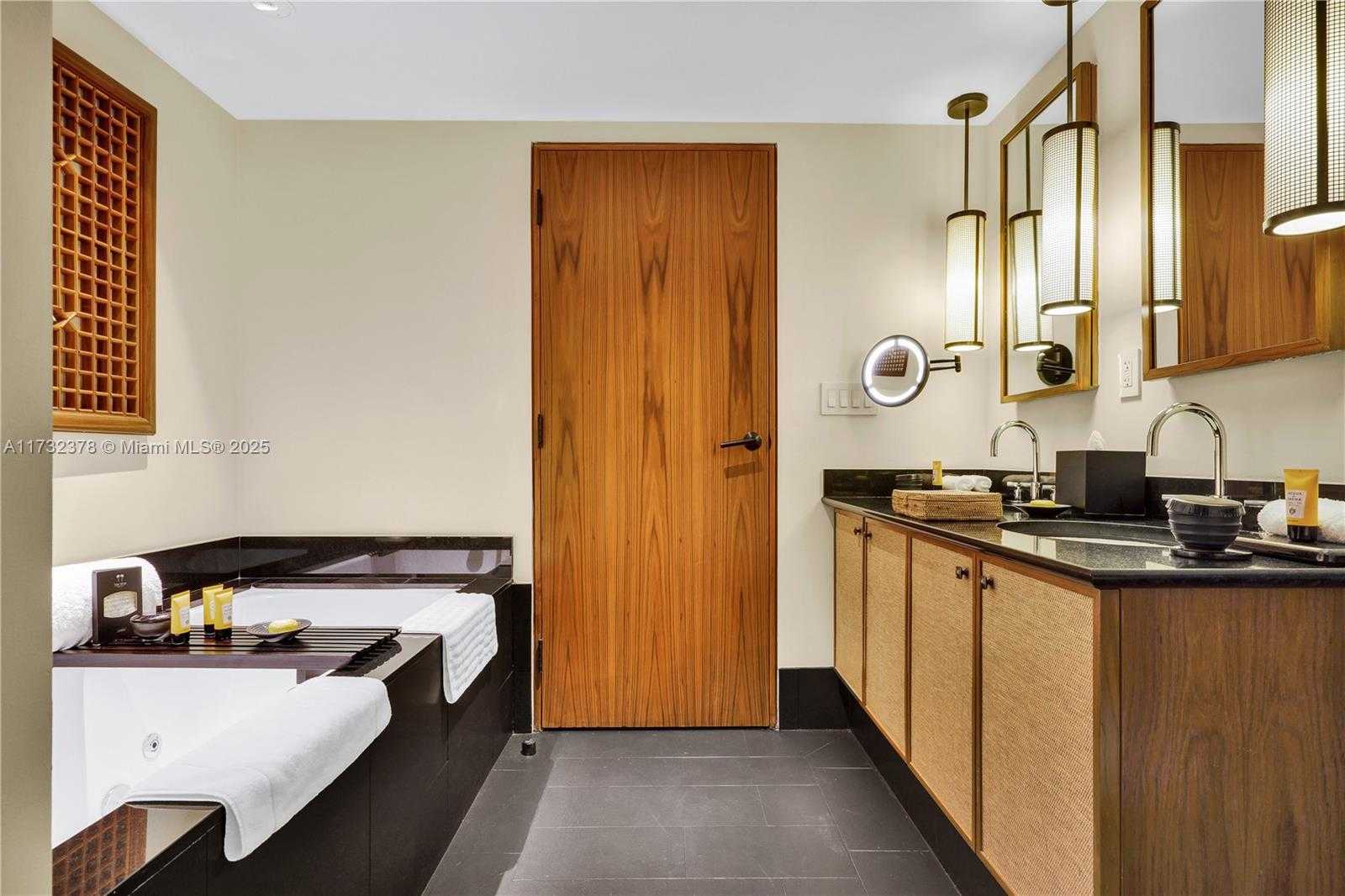 Small Image of 101 20TH ST #1805, Miami Beach Number 32