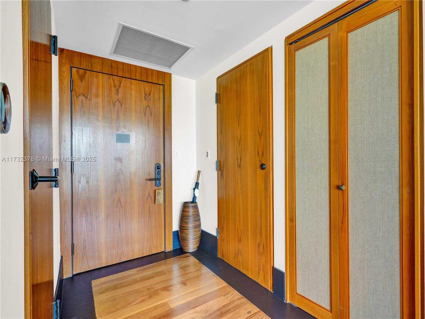 Small Image of 101 20TH ST #1805, Miami Beach Number 5