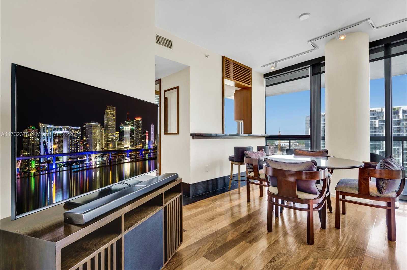 Small Image of 101 20TH ST #1805, Miami Beach Number 8