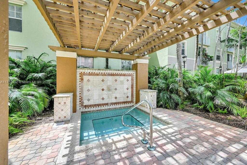 Small Image of 1919 VAN BUREN ST #104A, Hollywood Number 12