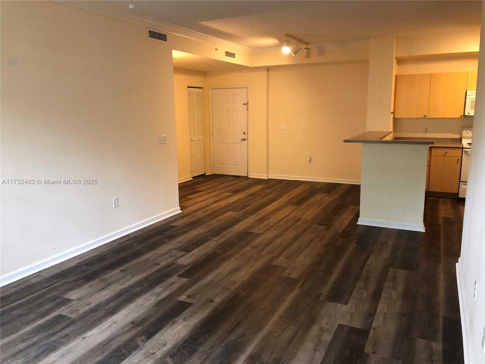 Small Image of 1919 VAN BUREN ST #104A, Hollywood Number 2