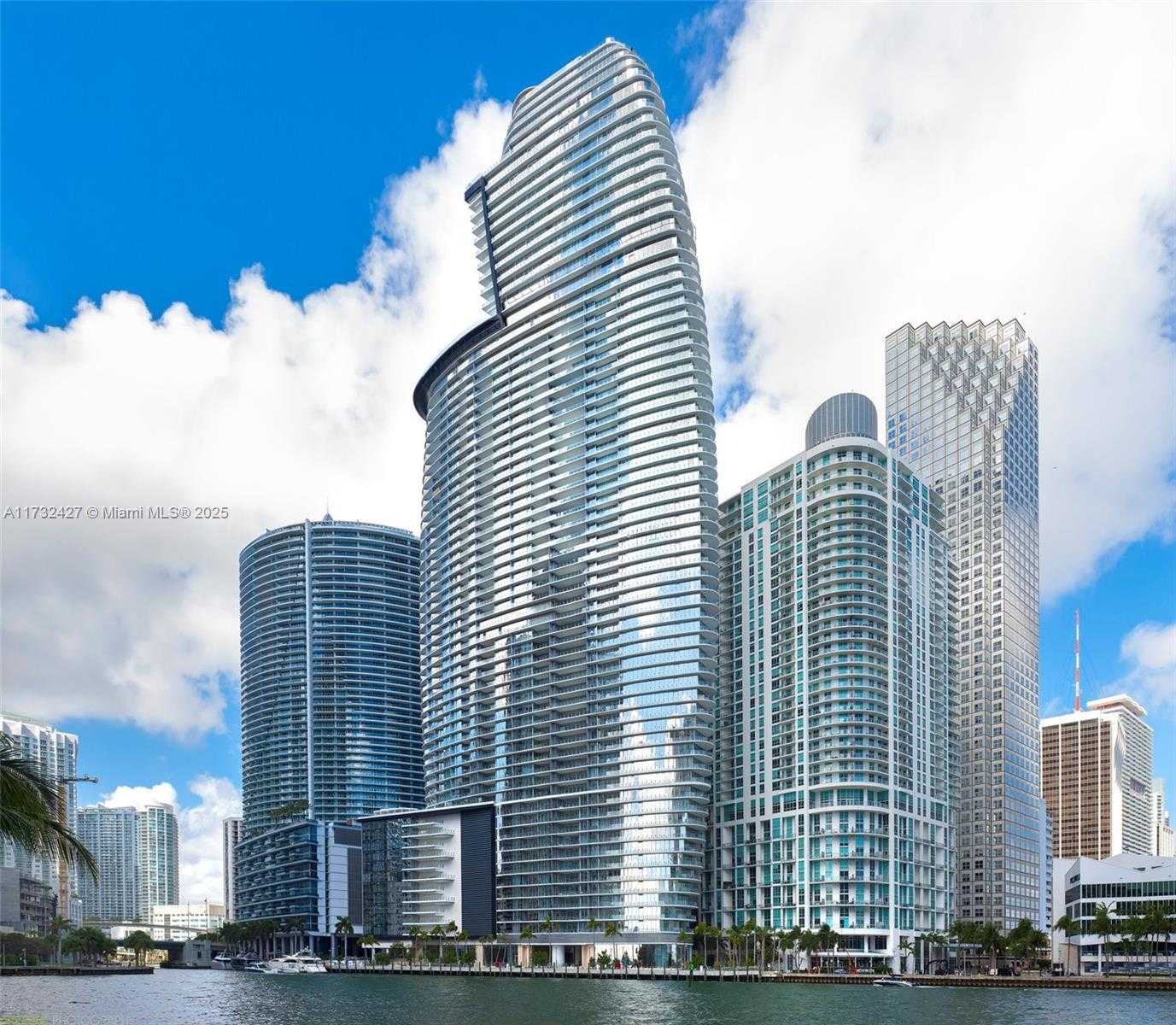Small Image of 300 BISCAYNE BLVD WAY #3909w, Miami Number 2