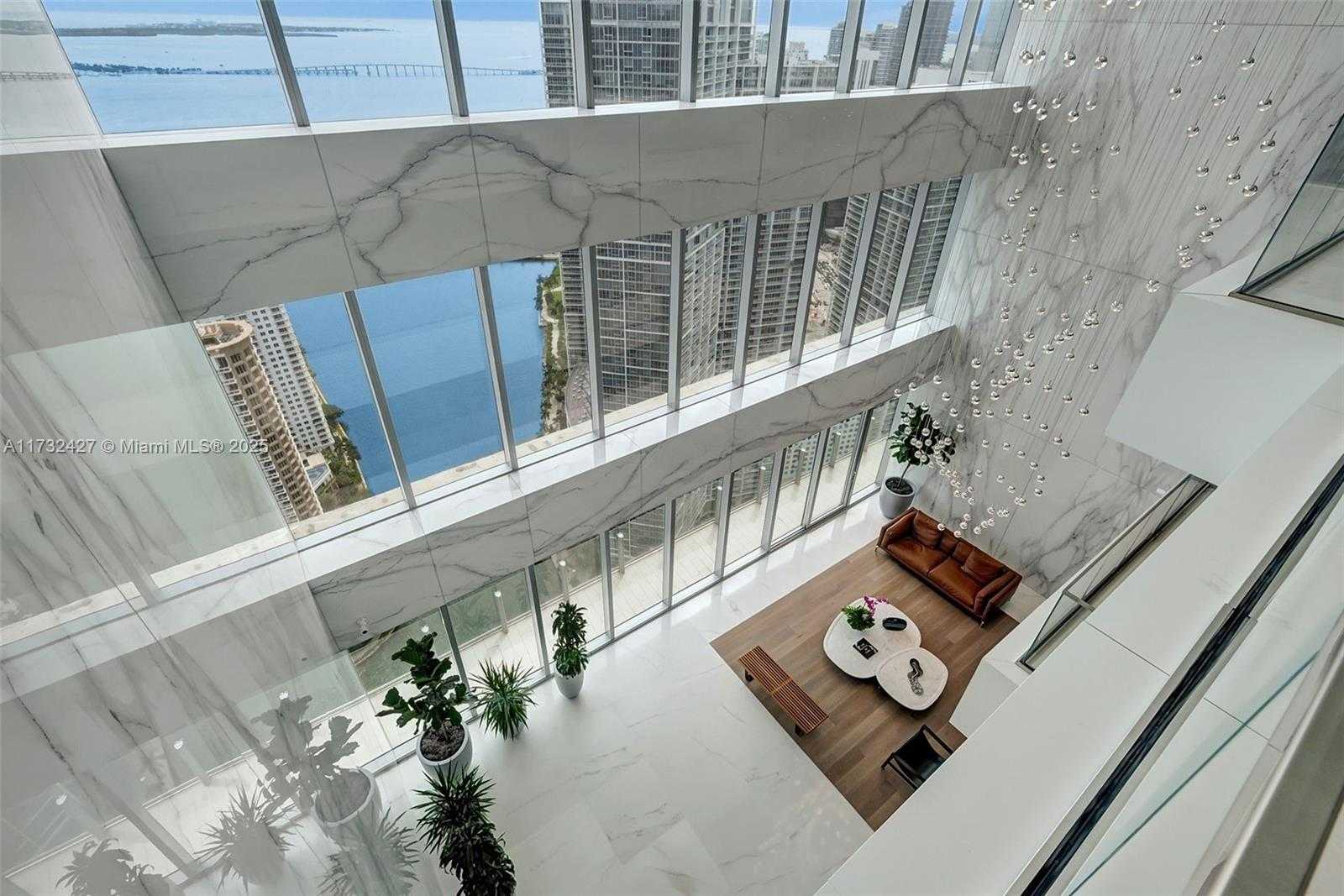 Small Image of 300 BISCAYNE BLVD WAY #3909w, Miami Number 31