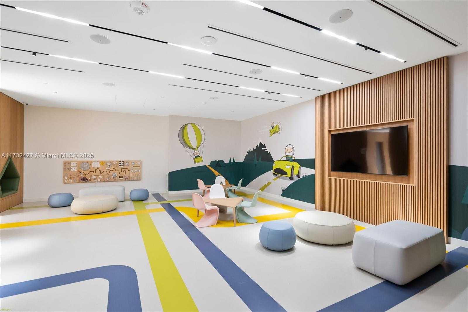 Small Image of 300 BISCAYNE BLVD WAY #3909w, Miami Number 41