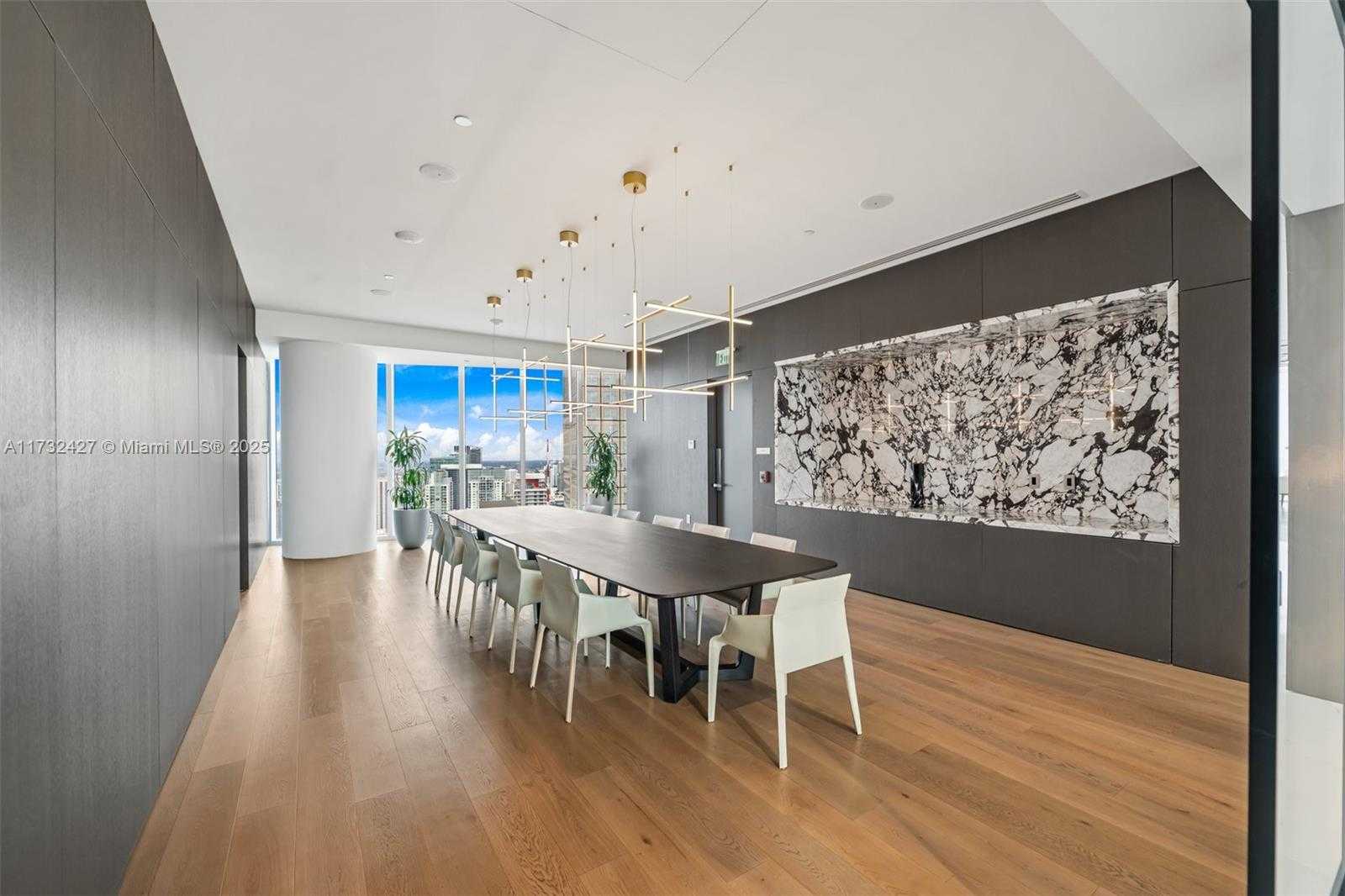 Small Image of 300 BISCAYNE BLVD WAY #3909w, Miami Number 51