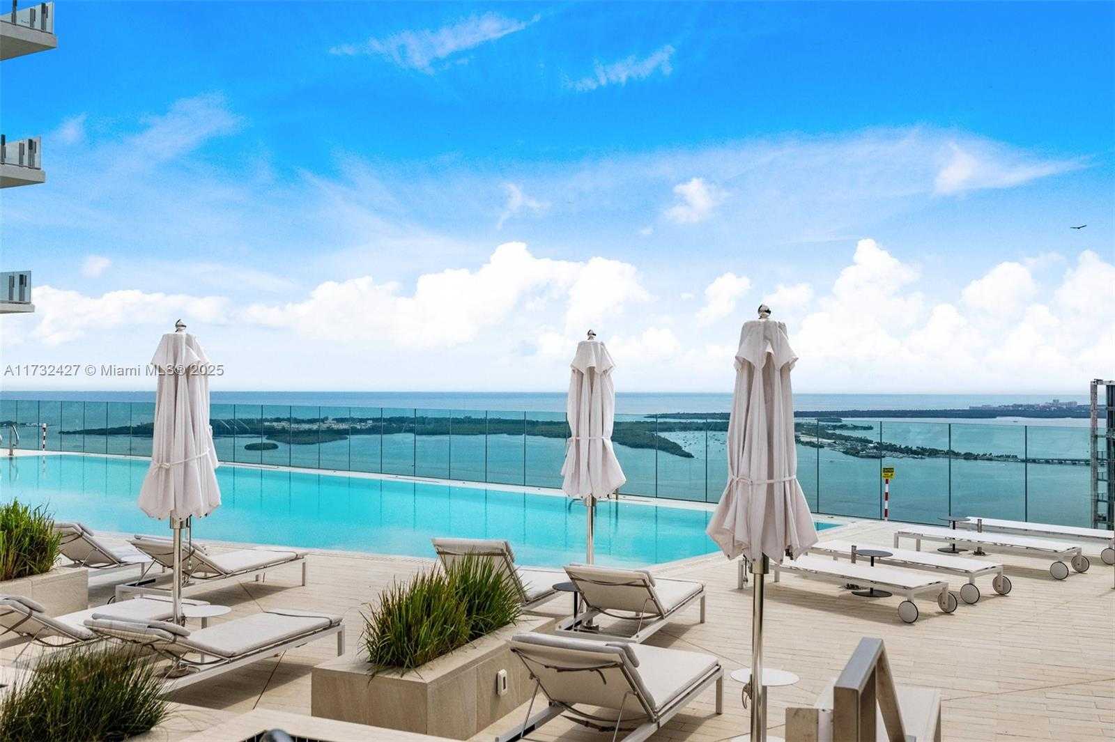 Small Image of 300 BISCAYNE BLVD WAY #3909w, Miami Number 60